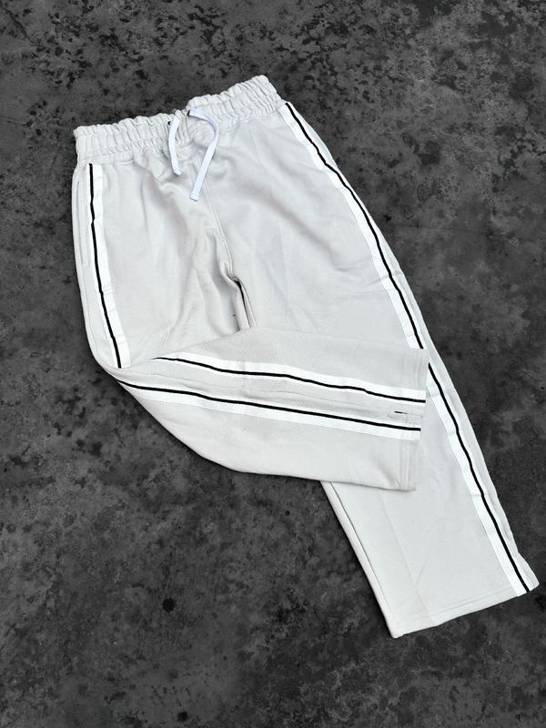 Stripe (Off-White) Oversized Low-Cut Baggy