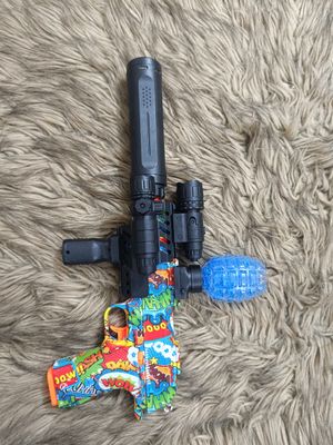 M1911 Electric Gel Ball Blaster Gun with Colorful Lights & Spray (7.4V Rechargeable)+ 1000 bullet -2 pack_img_0