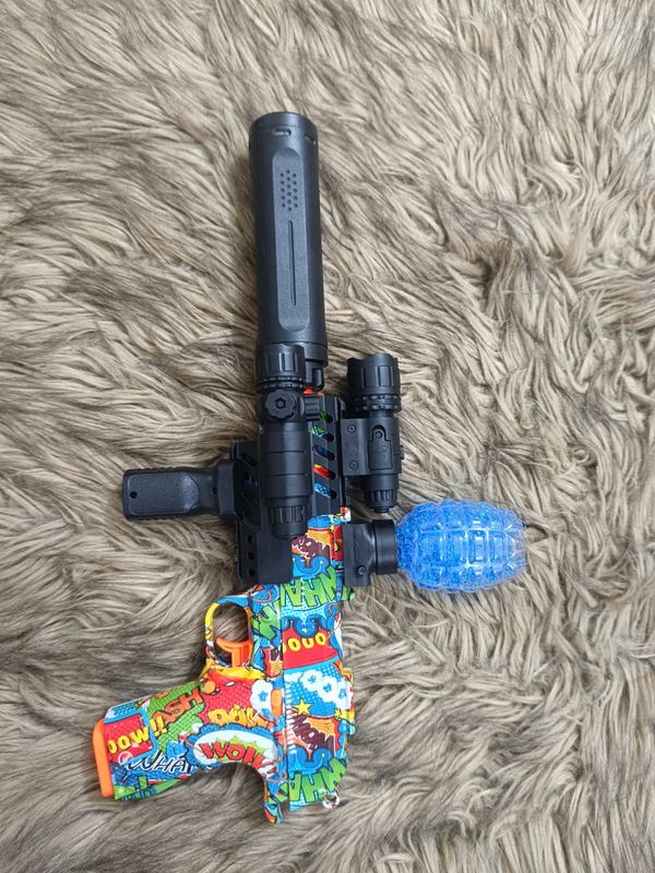 M1911 Electric Gel Ball Blaster Gun with Colorful Lights & Spray (7.4V Rechargeable)+ 1000 bullet -2 pack