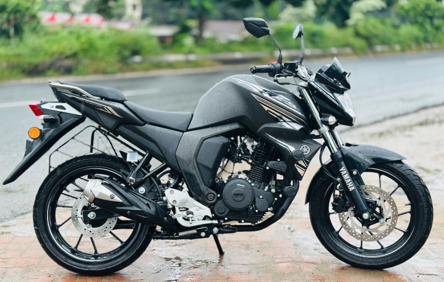 Tanky Kan for Yamaha FZS V2 (Dark Night) bike._img_2