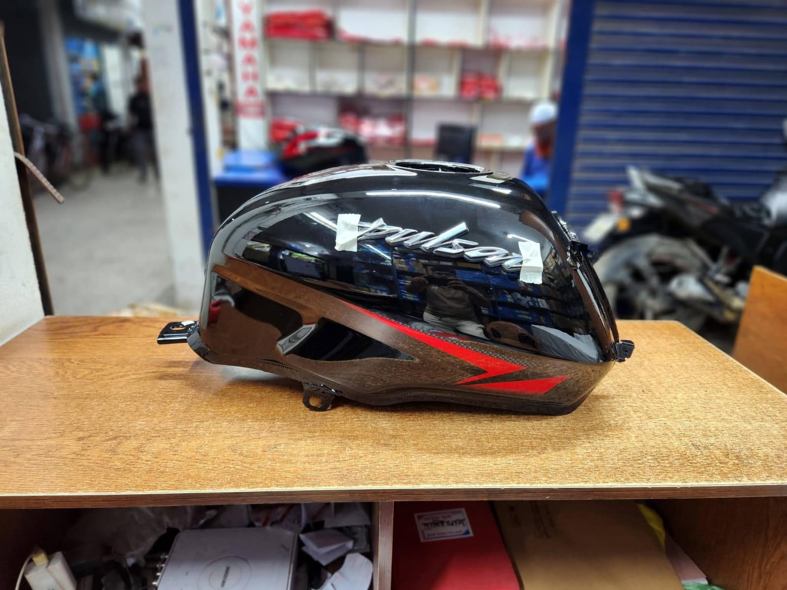 Fuel Tank for Bajaj Pulsar Dubel Desk Black Red Tank P2_img_2