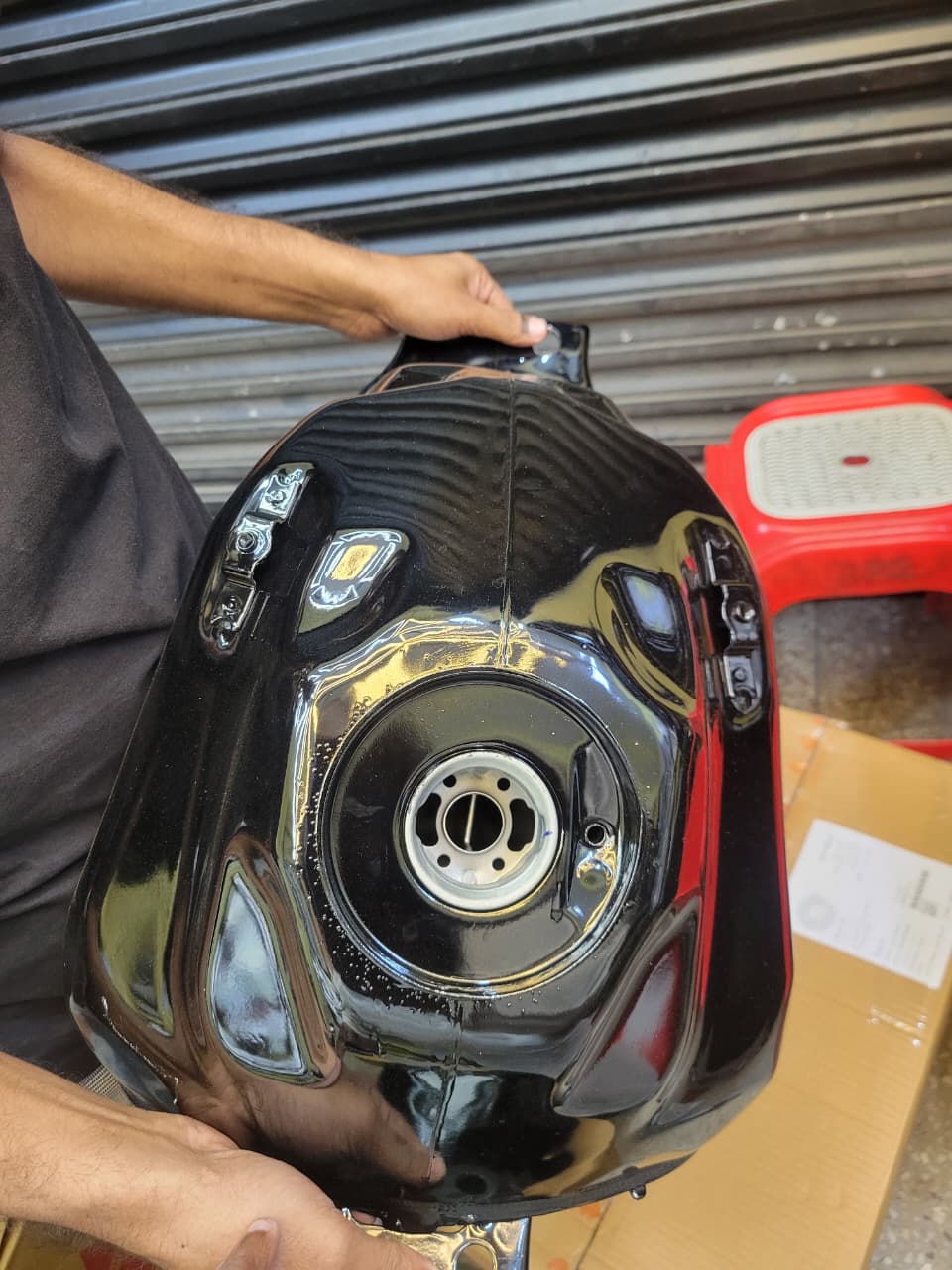 Fuel Tank for Suzuki Gixxer & Gixxer SF Old Model bike. P2_img_2