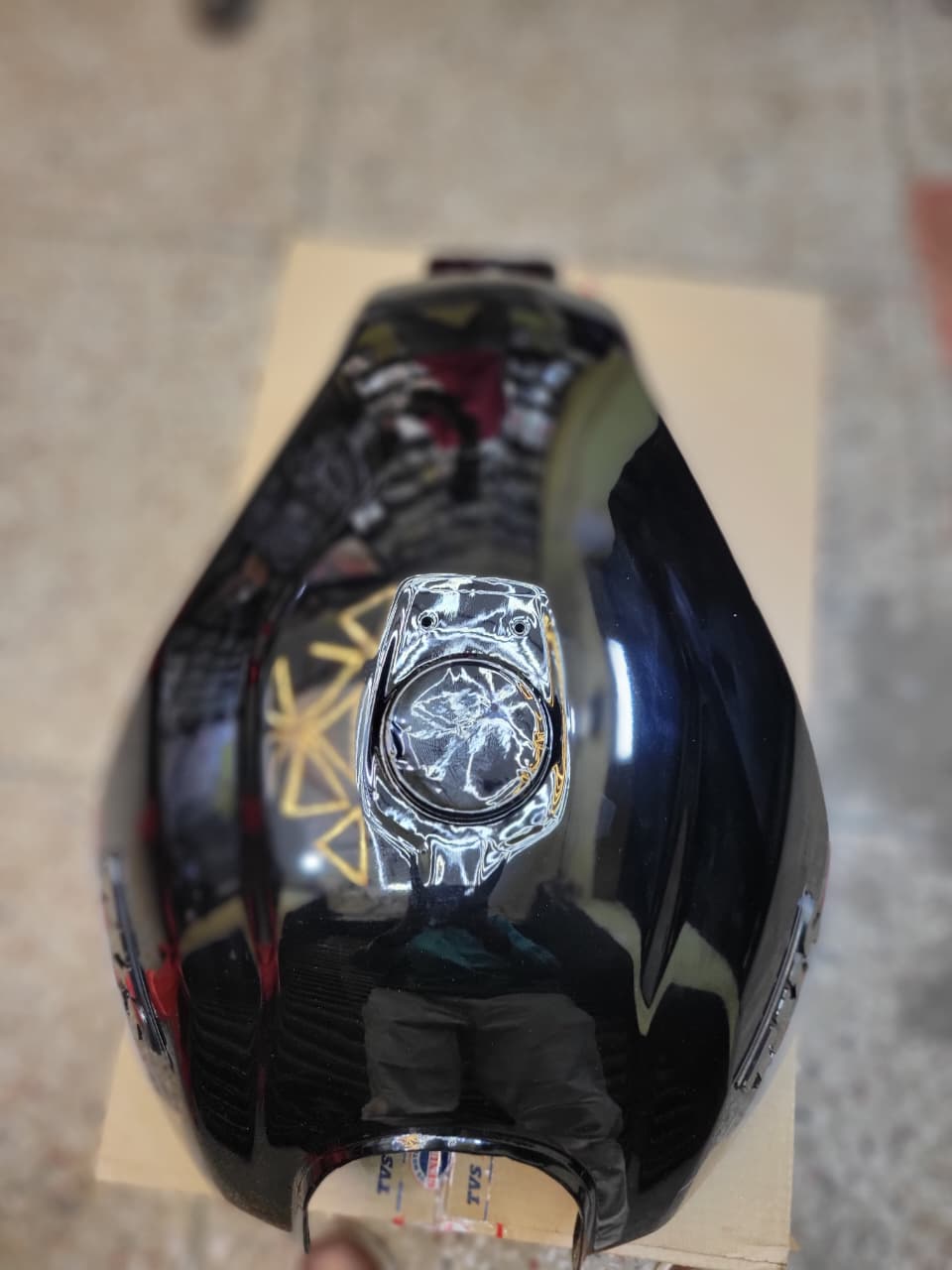 Fuel Tank for Tvs Metro + Black Red P2_img_3