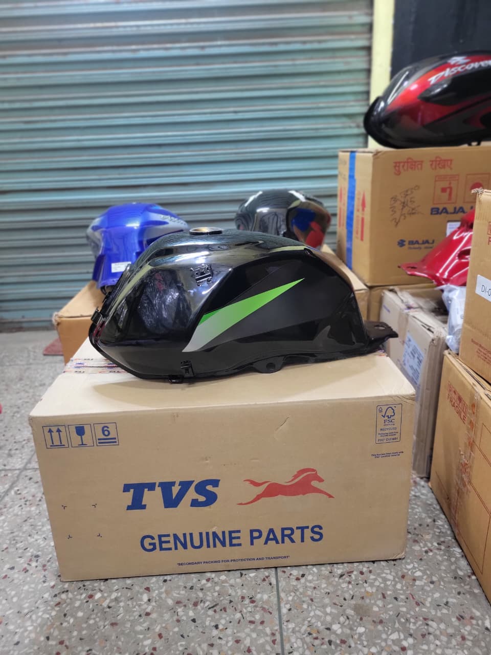 Fuel Tank for Tvs Styker Black Green tanky P2_img_1