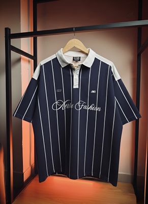 𝗛𝗘𝗥𝗜𝗧𝗔𝗚𝗘 𝗦𝗧𝗥𝗜𝗣𝗘 𝗣𝗢𝗟𝗢 𝗧-𝗦𝗛𝗜𝗥𝗧 [𝗡𝗔𝗩𝗬 𝗕𝗟𝗨𝗘]