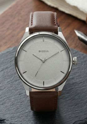 Titan Neo V Analog Watch - For Unisex_img_0