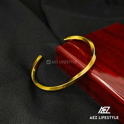 The Twist Bracelet Golden Edition_img_0