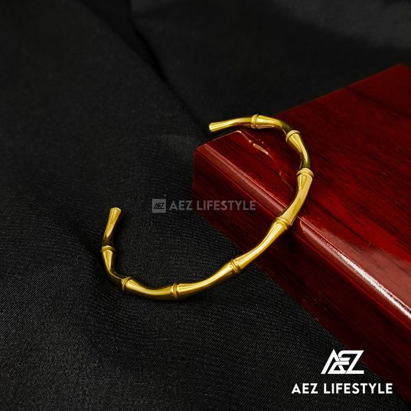 Prime Curve Cuff Bracelet (Golden Edition)