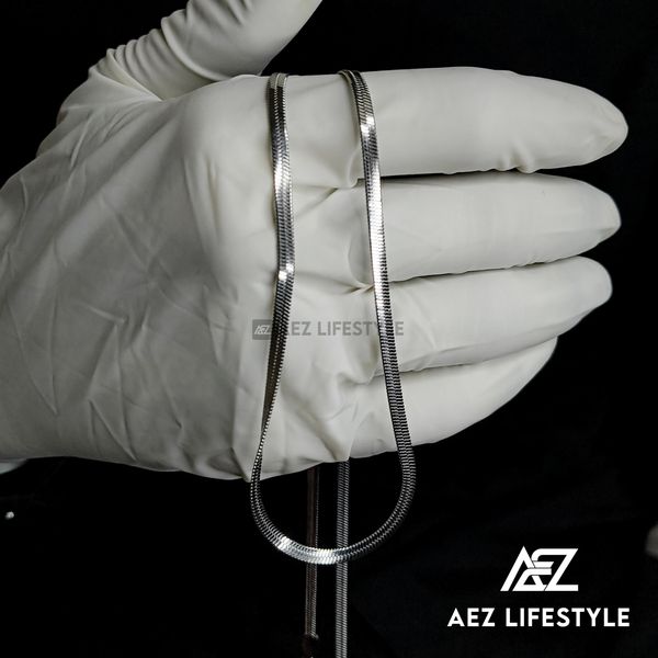 Premium Silver Color Flat Neck Chain