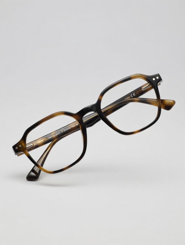 SEE THE UNSEEN - Premium Series