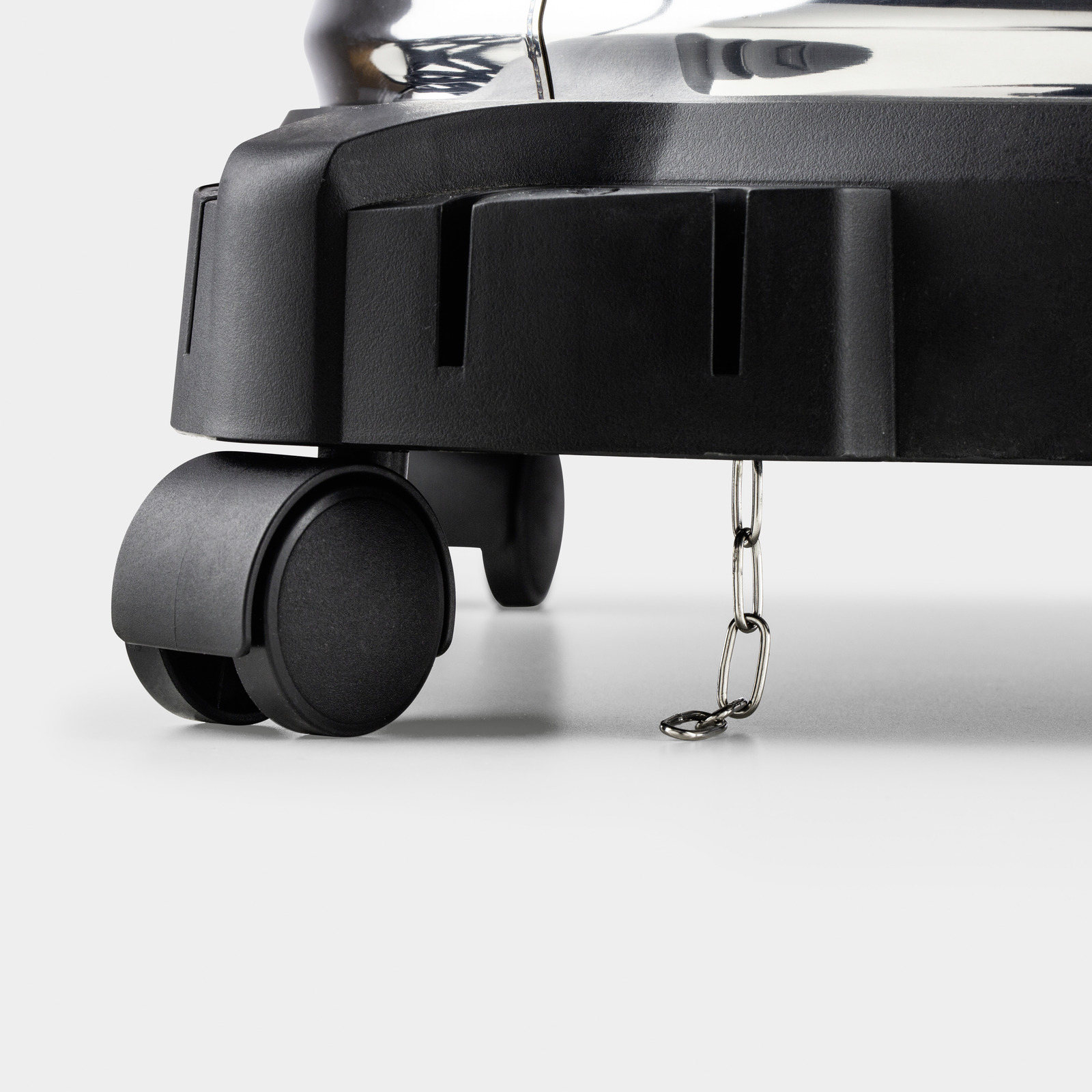 KÄRCHER WD 1s Classic Wet and Dry Vacuum Cleaner | 1300W Power | 18L Stainless Steel Tank | Stock No: 10983240_img_3