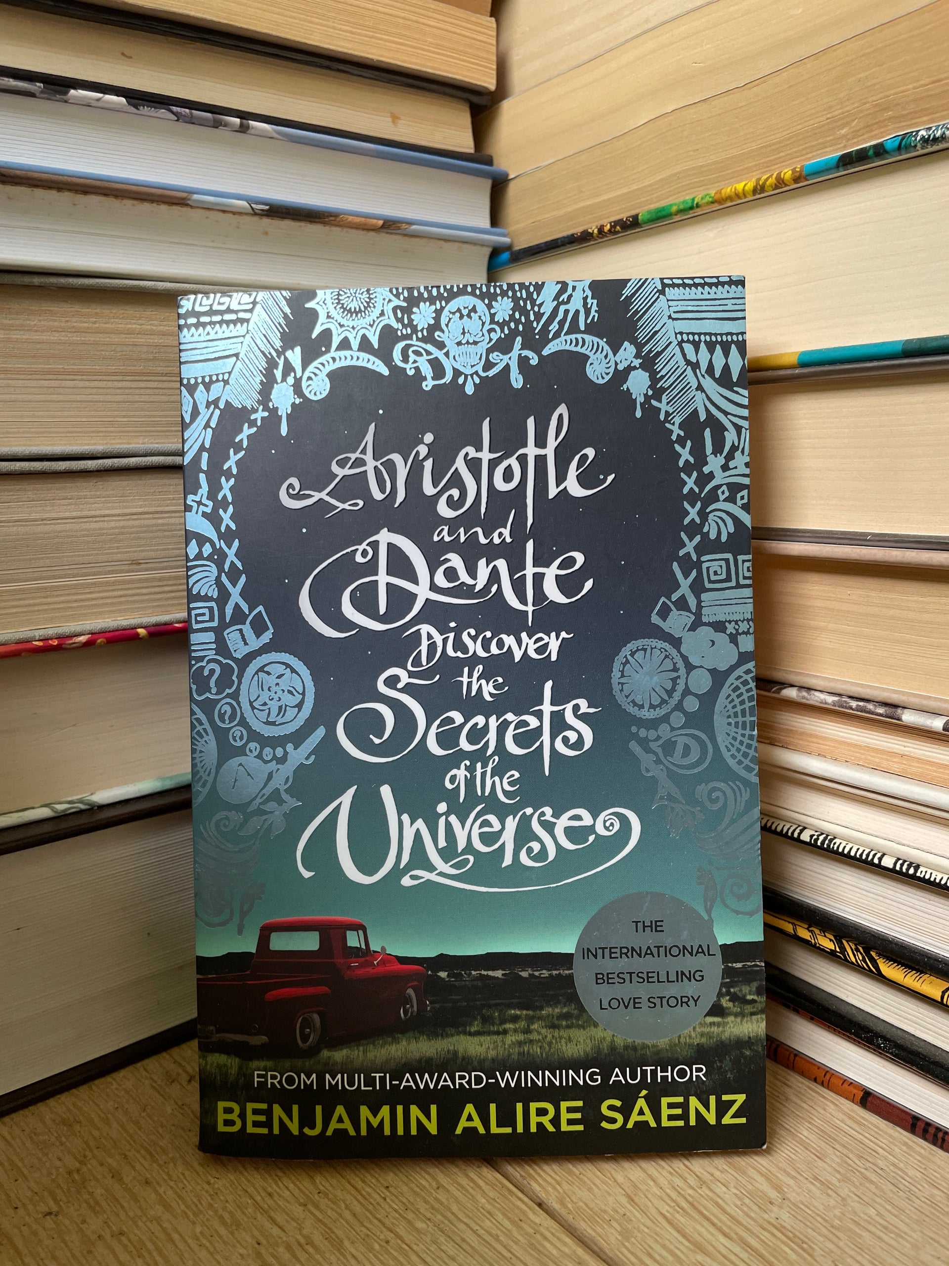 Aristotle and Dante Discover the Secrets of the Universe Novel by Benjamin Alire Sáenz_img_0