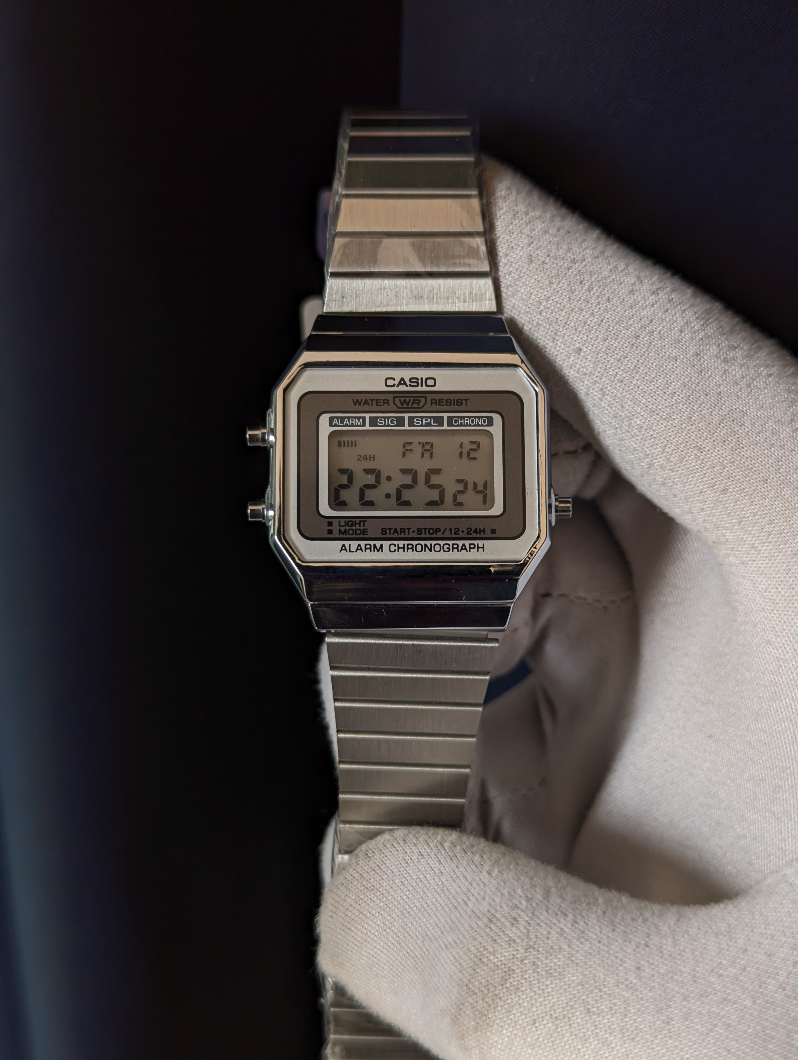 Casio A70OWM-7A Vintage Digital Watch_img_1