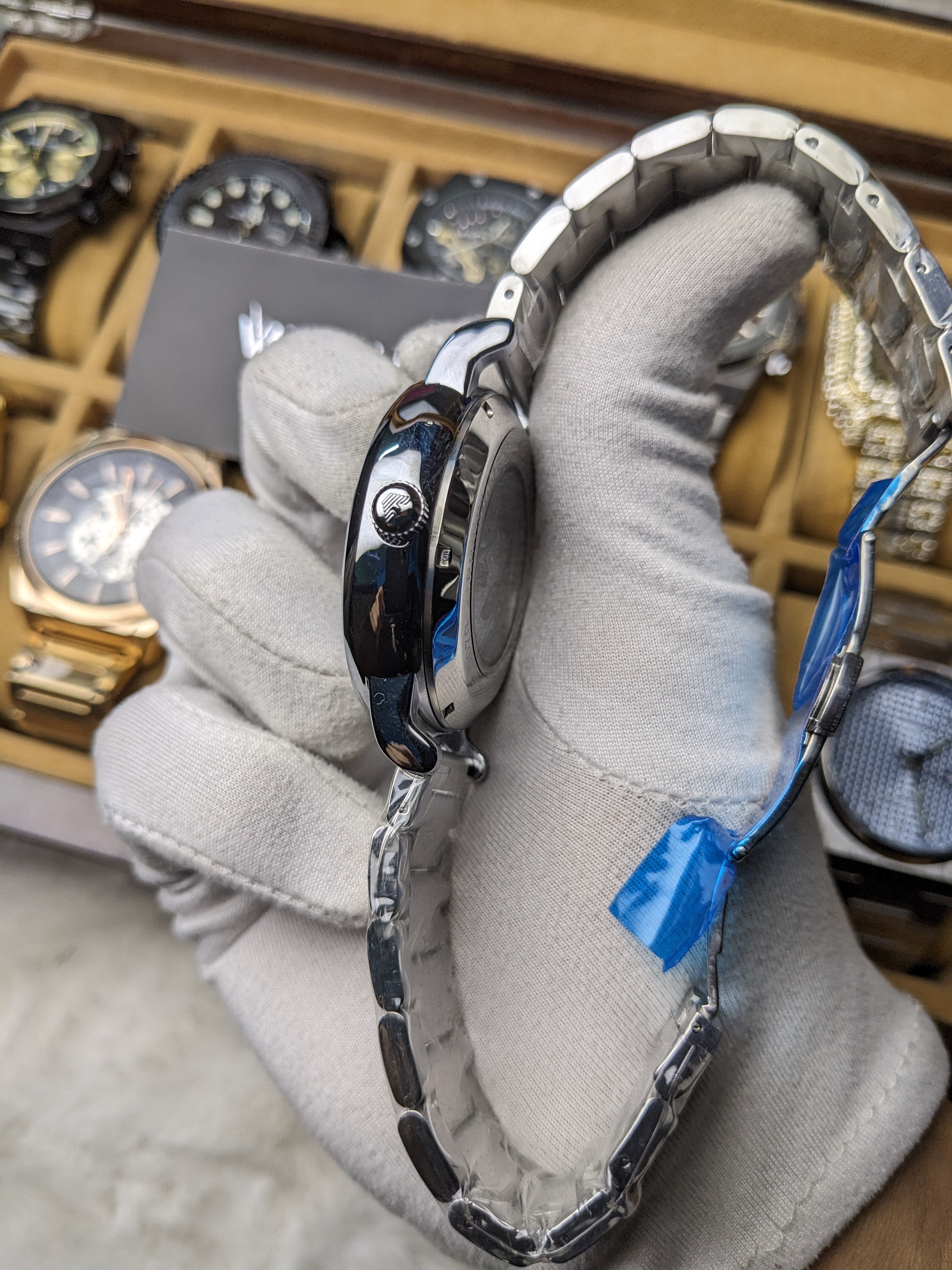 Emporia Armani White Mechanical Watch_img_3