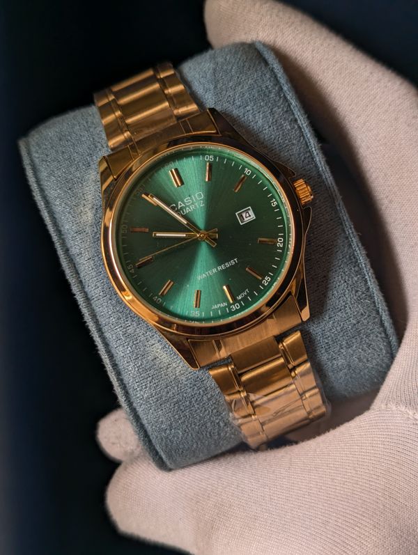 Casio Enticer Golden Green Face