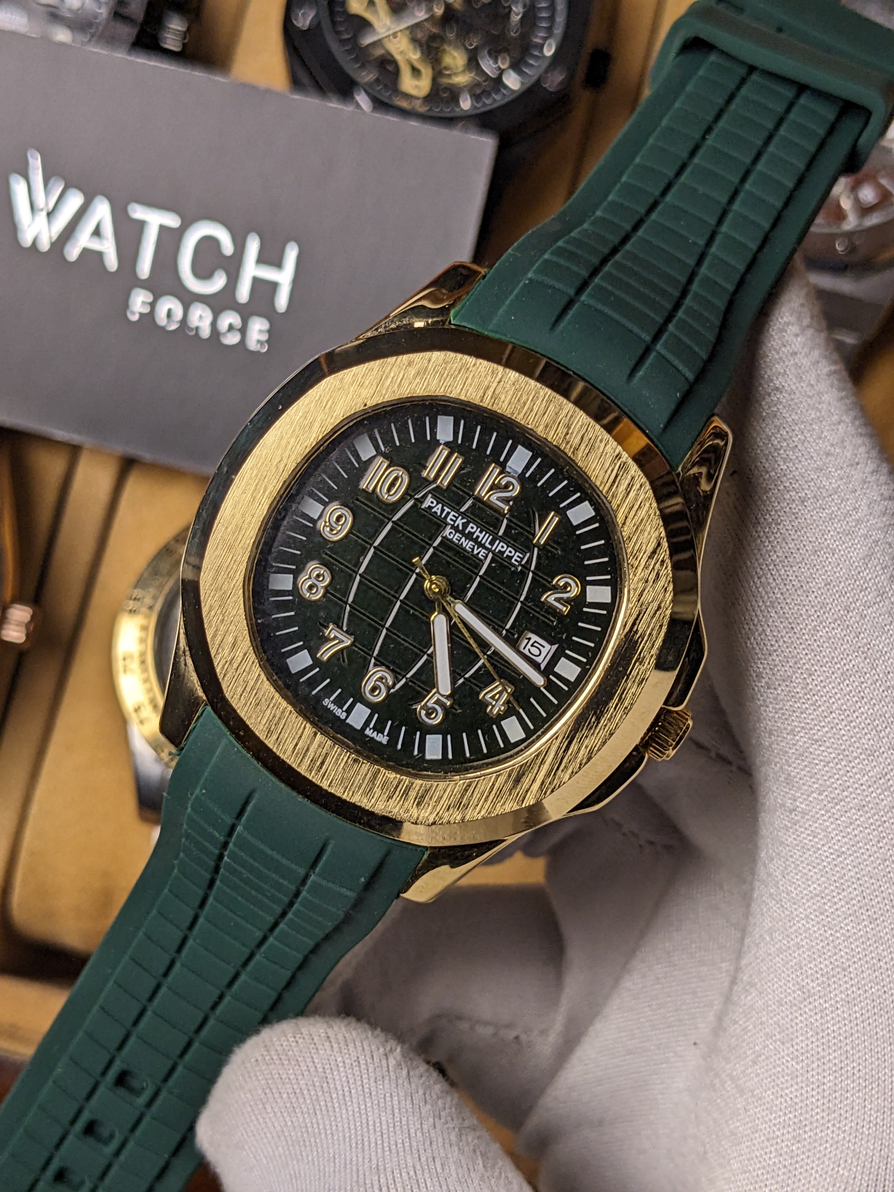 Patek Phillippe Aquanaut Watch Green_img_1