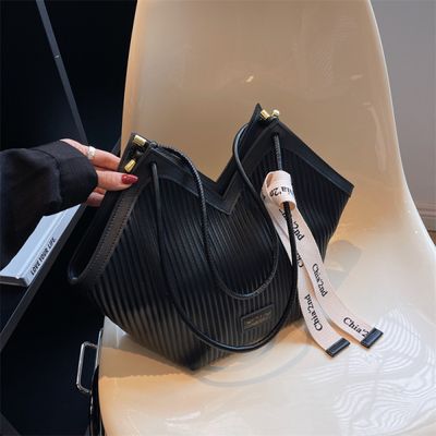 daimond shape ladies bag_img_0