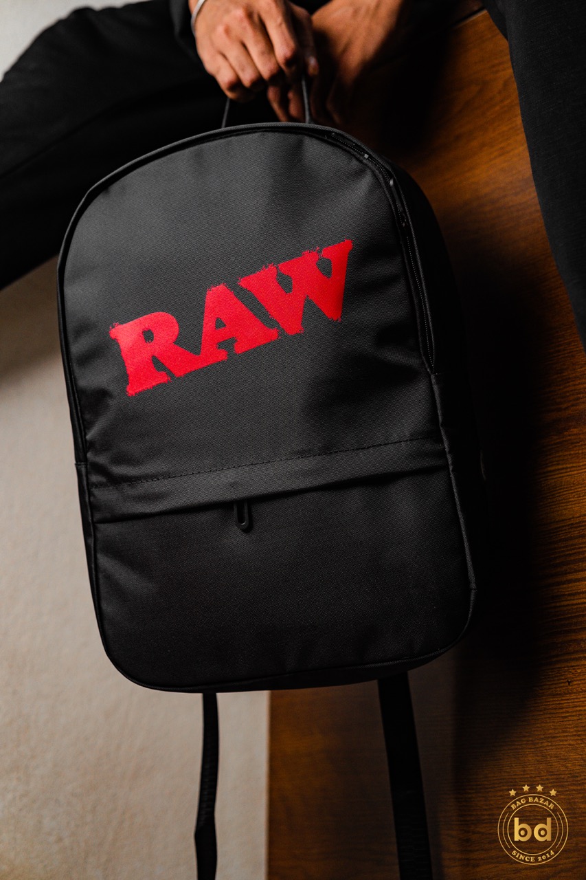 RAW Backpack – Minimalist and Bold_img_1