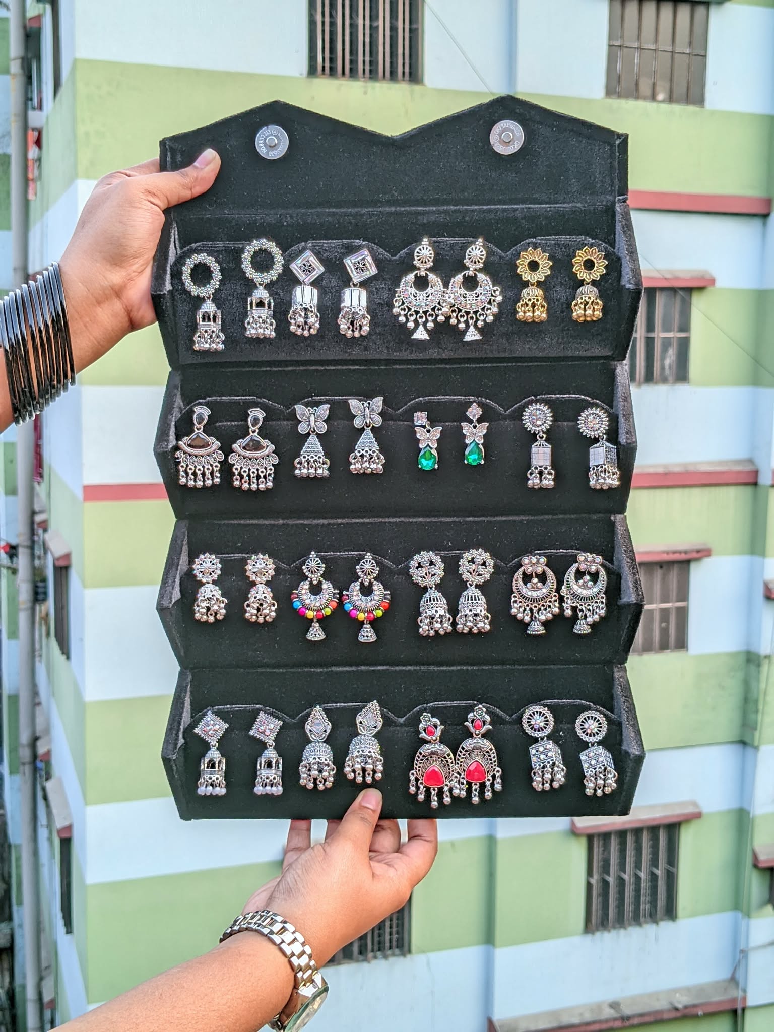 কানের দুলের সেট (Copy)