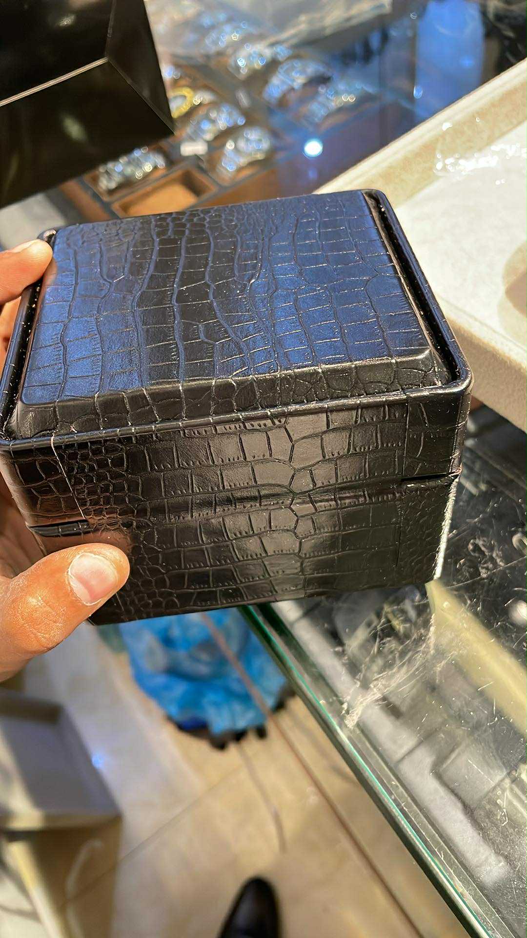 Leather box
