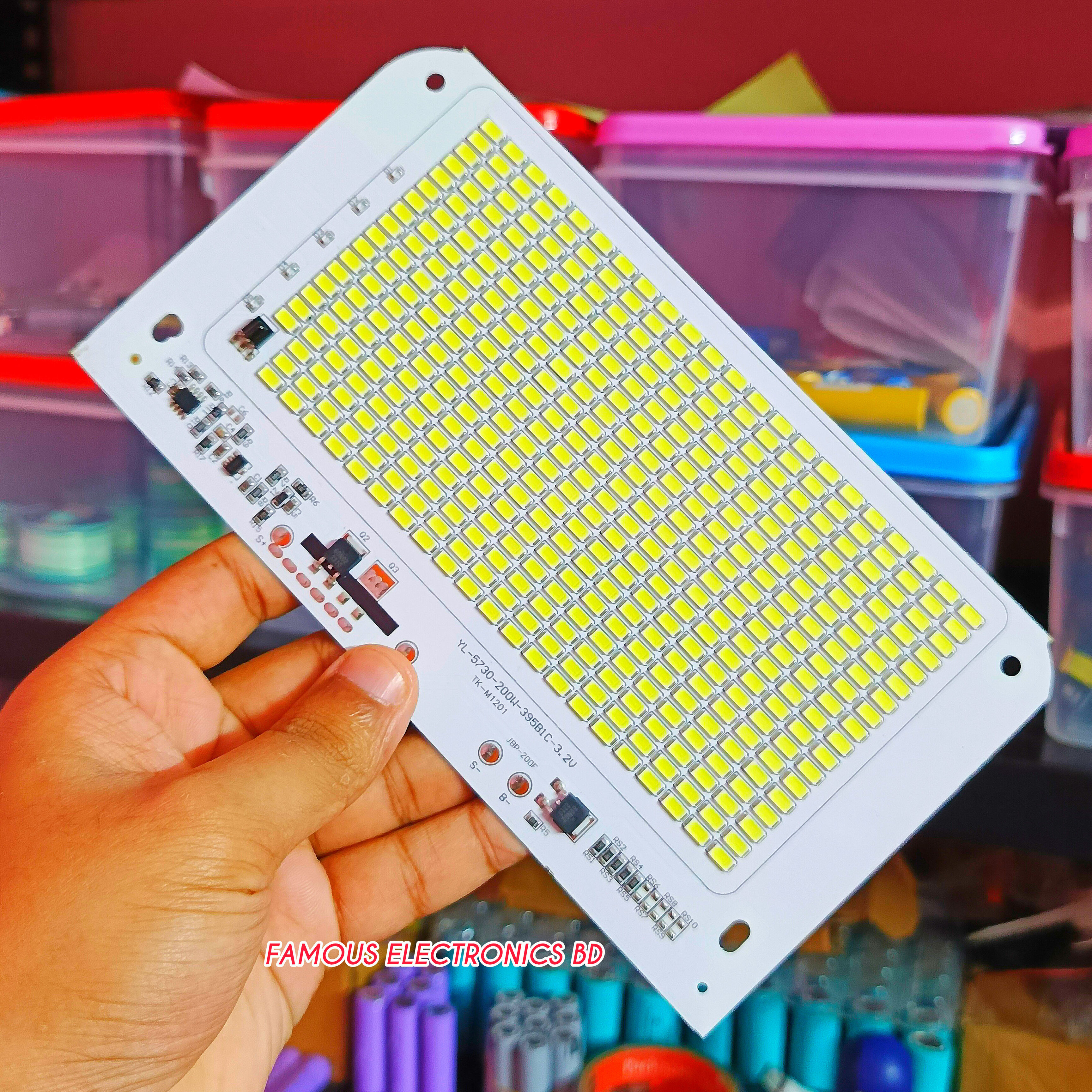 200W 3.7V Solar LED Light With Remote Control Remote LED Light (Battery Not Included)_img_2