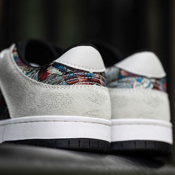 Premium Embroidery Sneakers_img_5