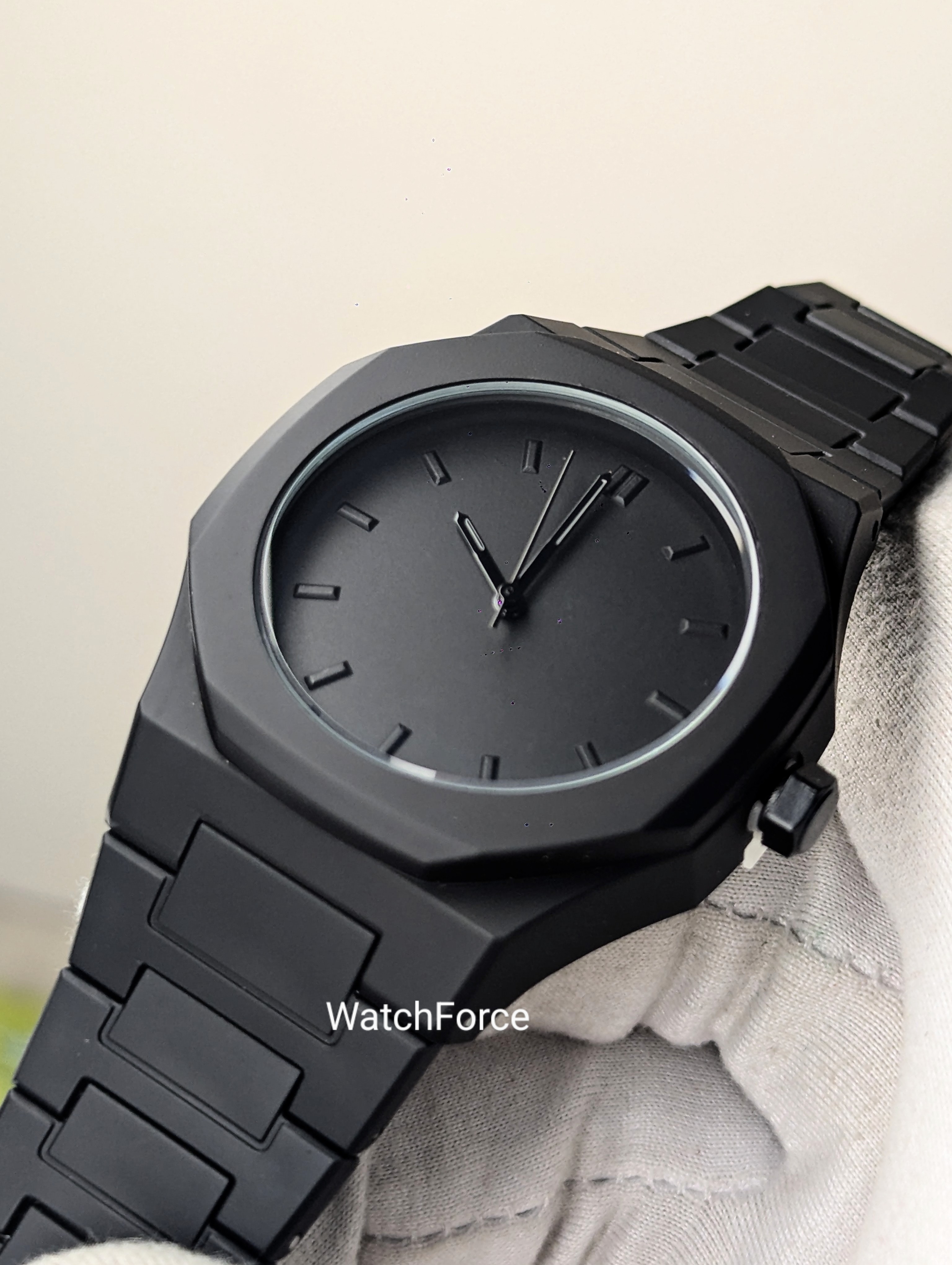 Black Trendy Watch_img_1