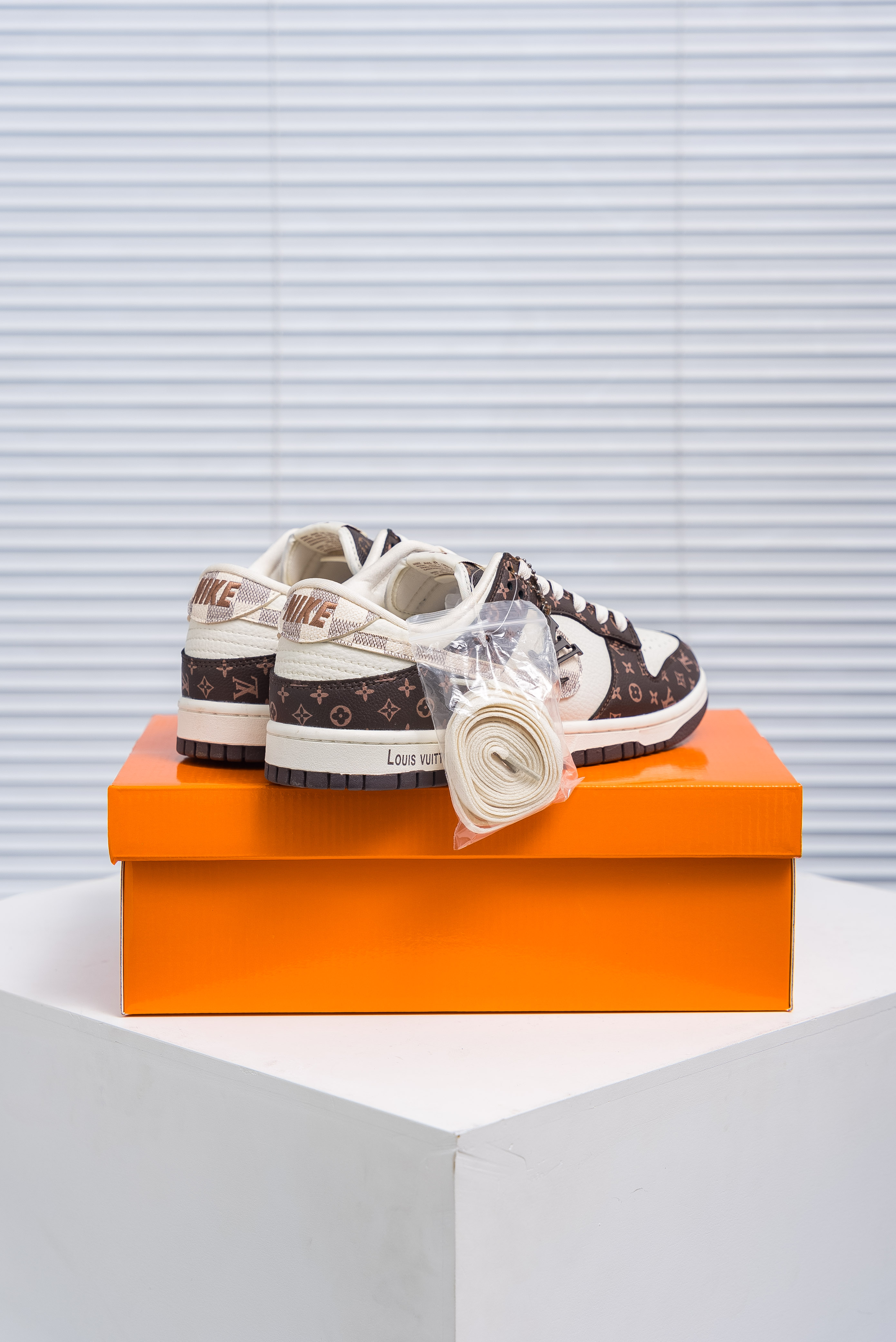 Louis Vuitton x Nike Dunk Low (1:1)_img_3