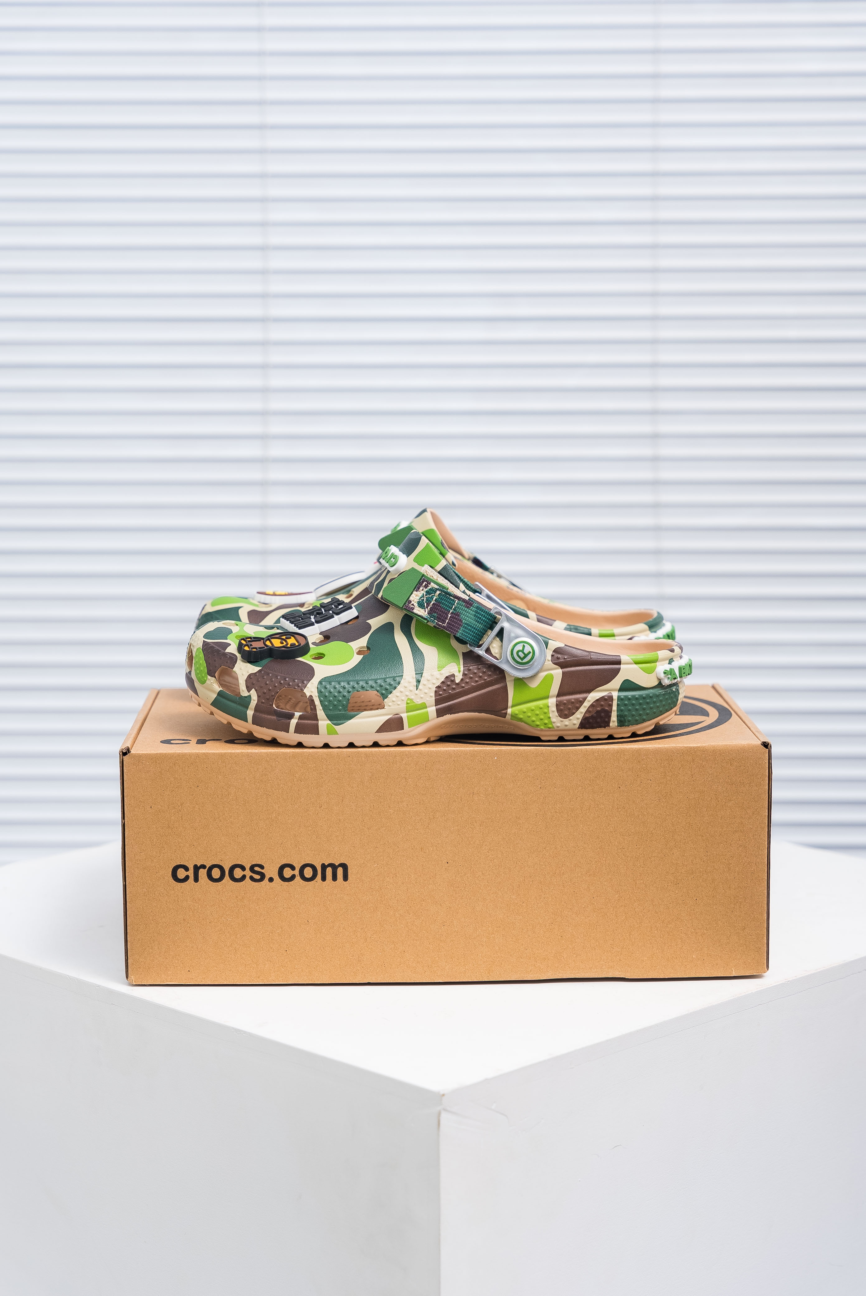 BAPE x Crocs Classic Clog(1:1)_img_3