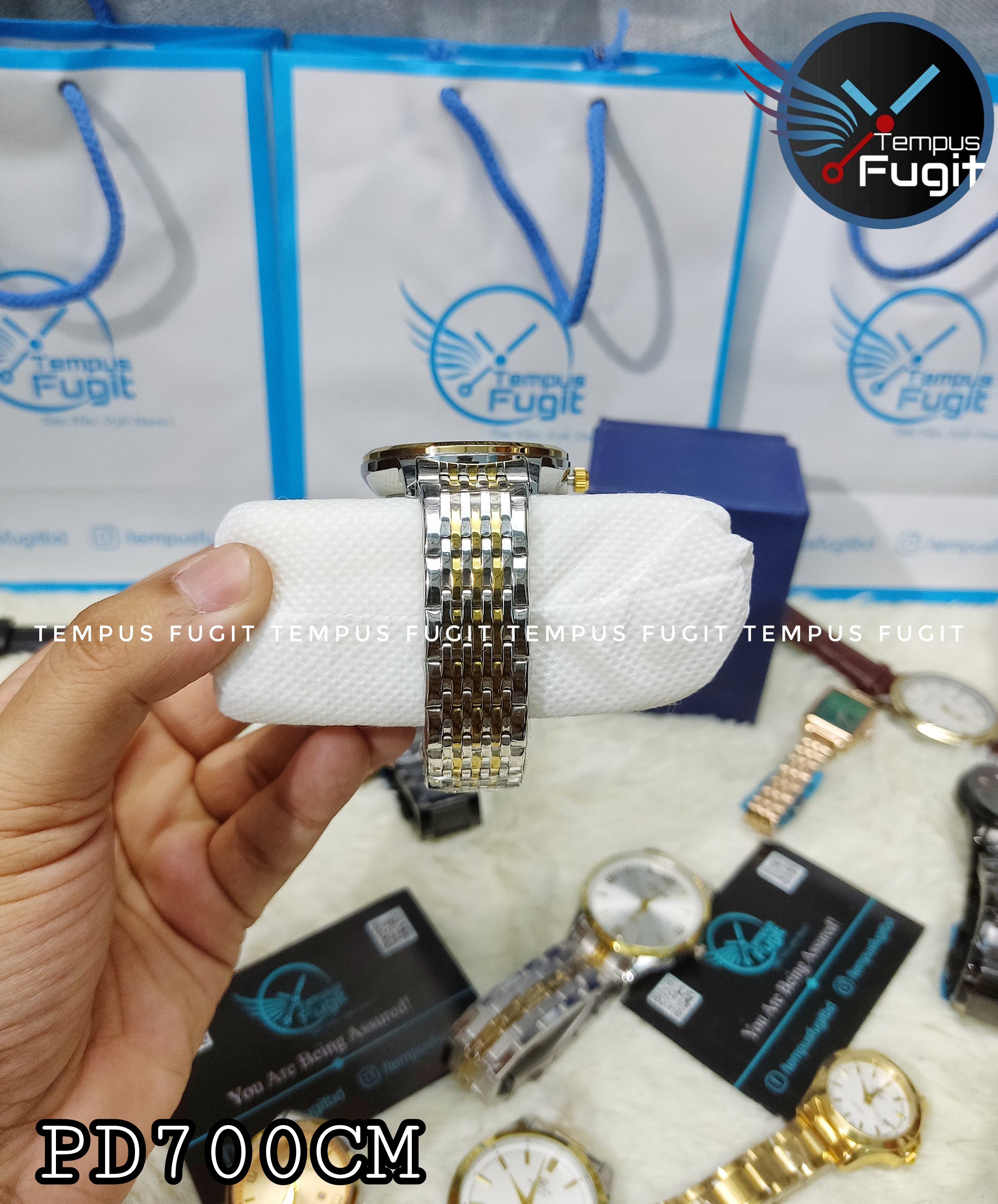 Poedagar 832 Gents Chain Watch- Silver Dial- Golden Bezel- Silver+Golden Chain- TF Code PD700CM_img_5