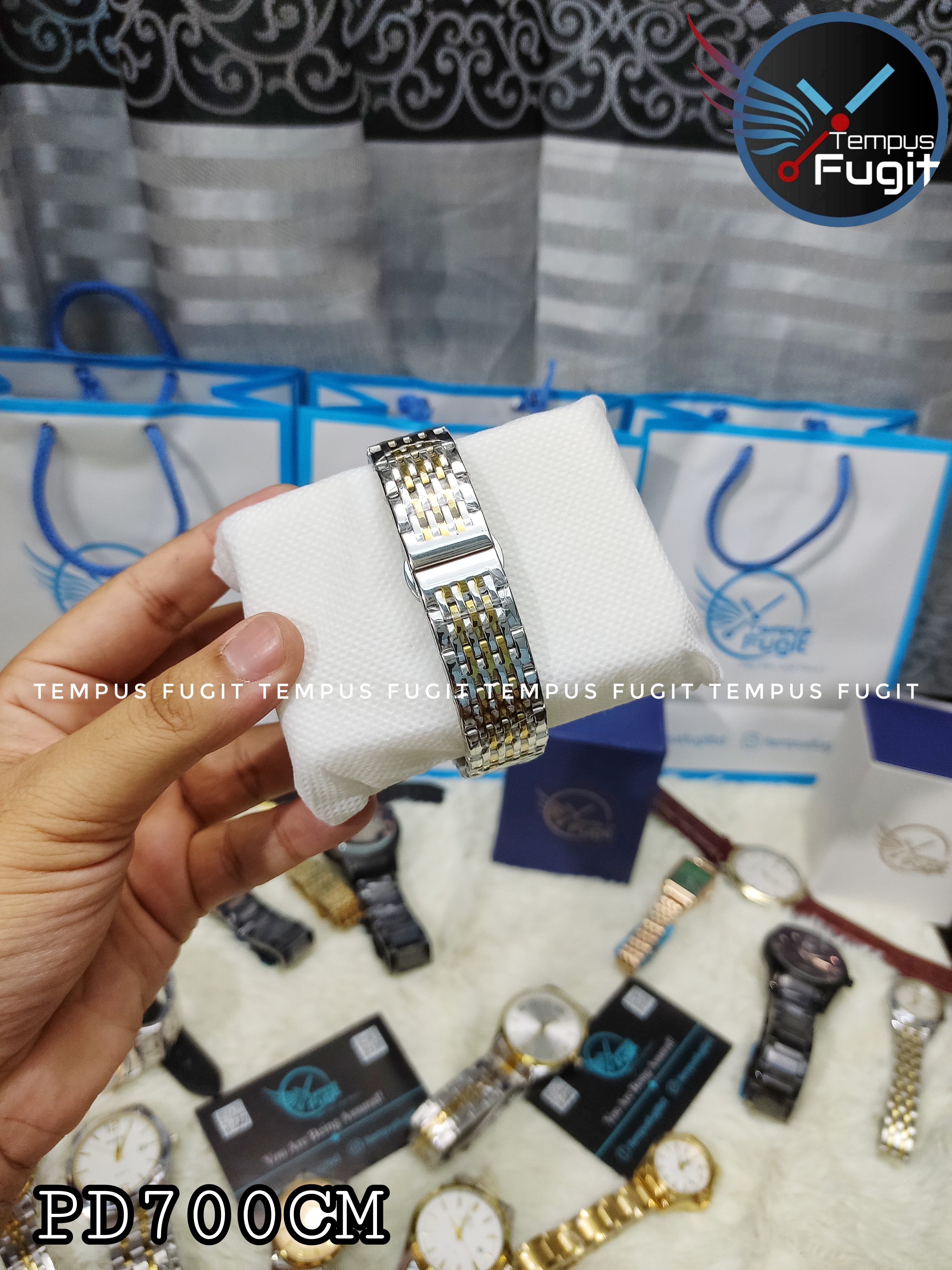 Poedagar 832 Gents Chain Watch- Silver Dial- Golden Bezel- Silver+Golden Chain- TF Code PD700CM_img_6