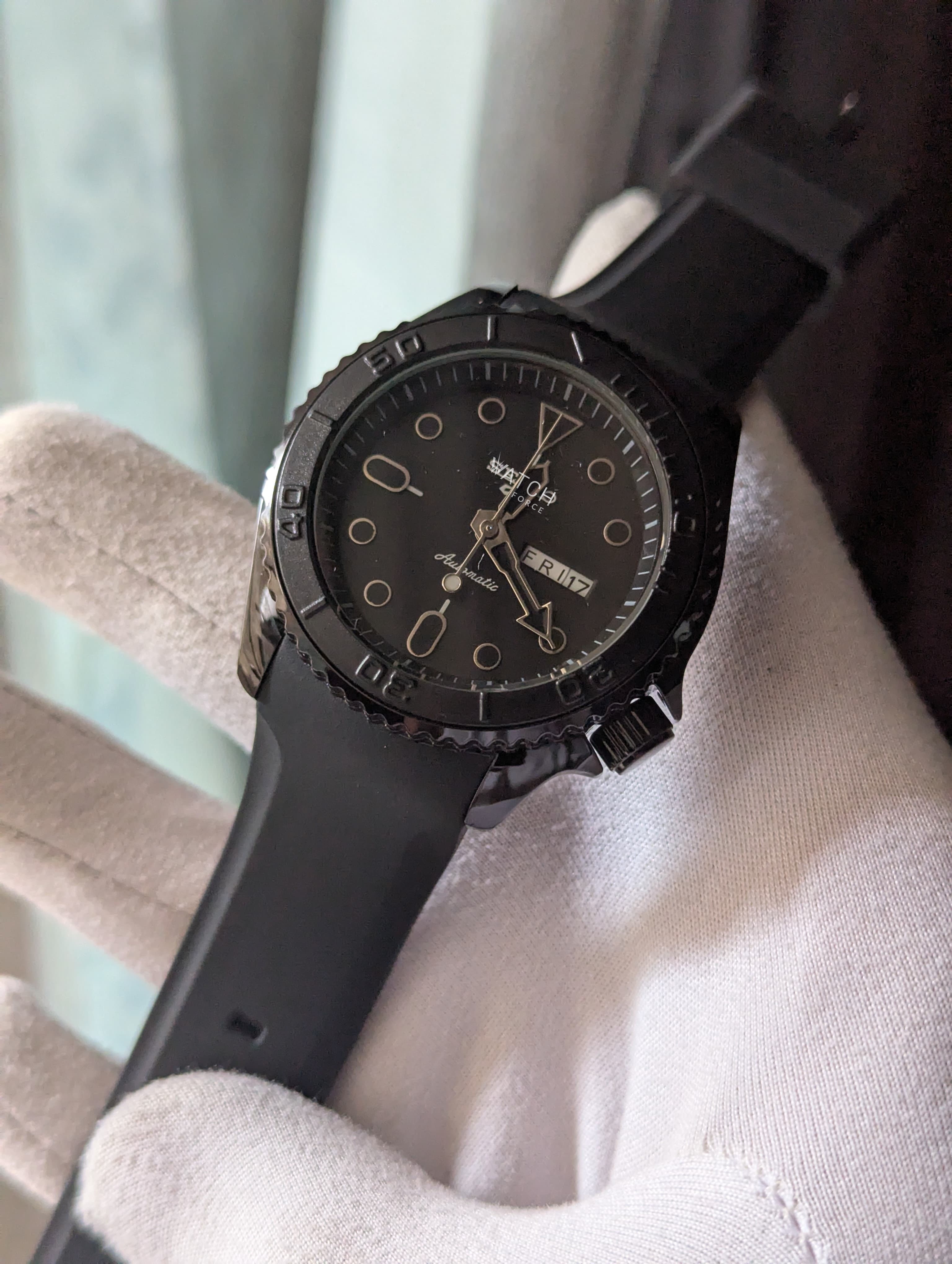 Seiko Quartz Watch Black Belt