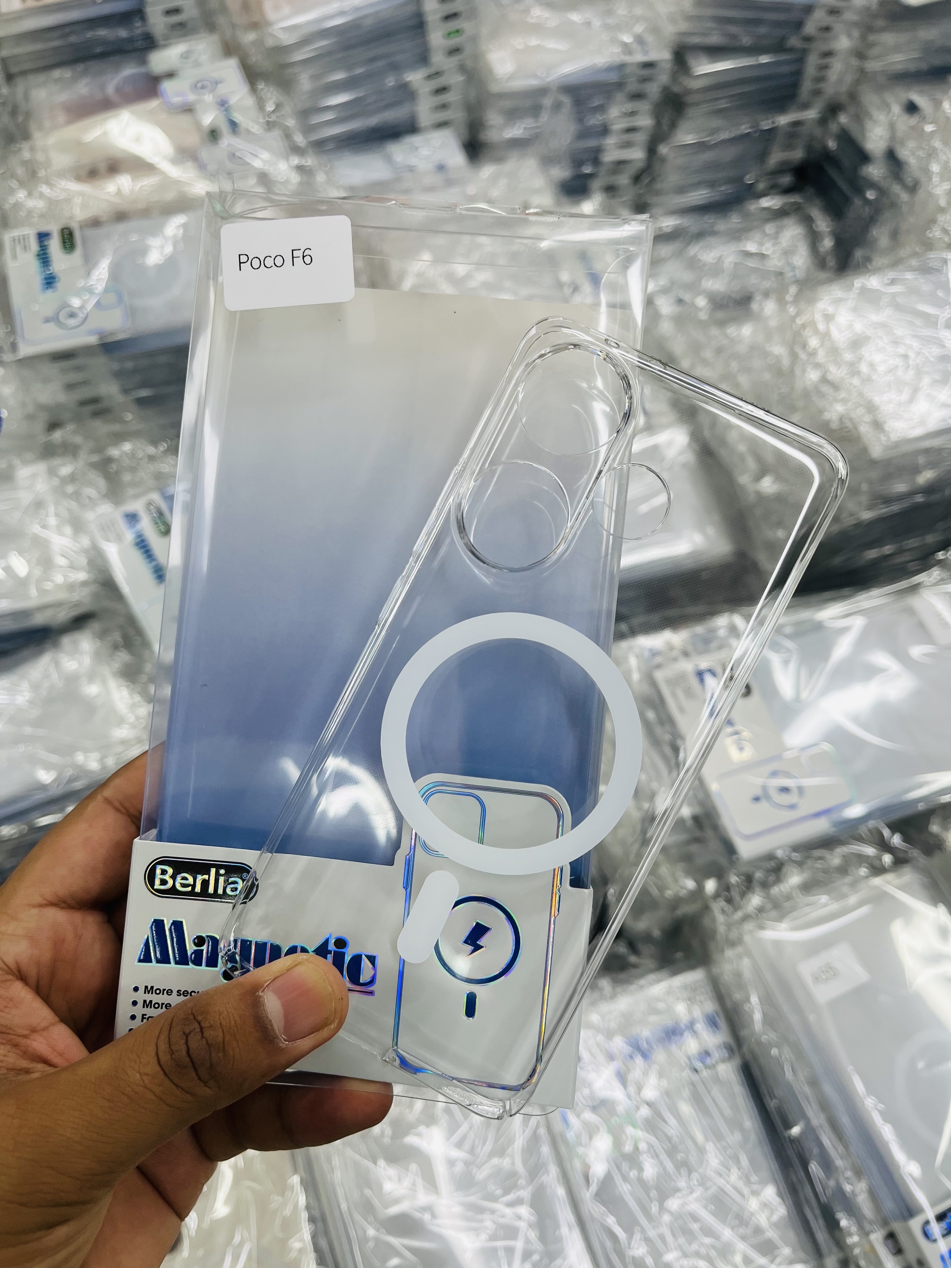 Redmi Turbo 3 / Poco F6 Back Cover With MagSafe Design_img_2