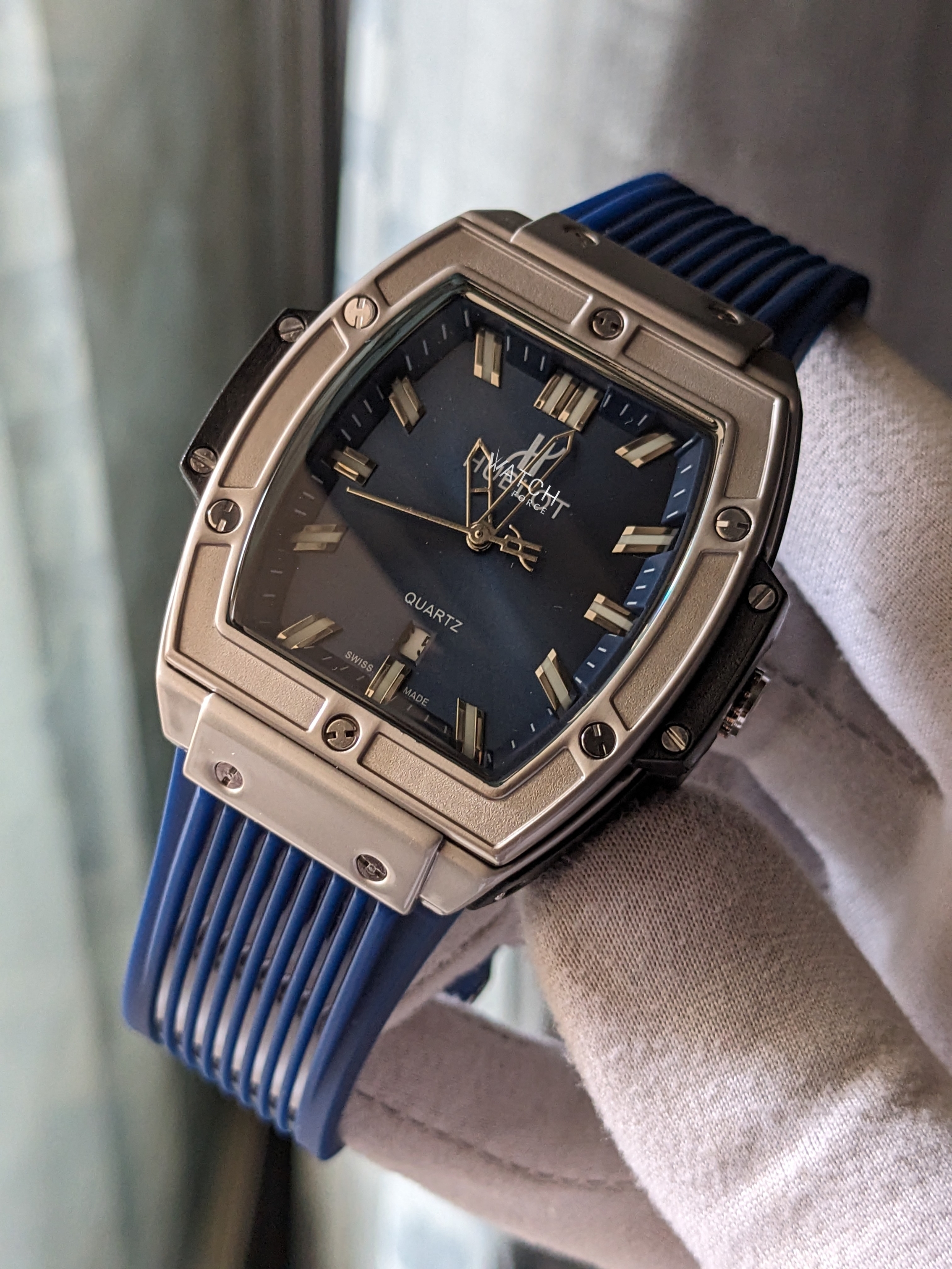 Hublot Blue Square Quartz Watch_img_1