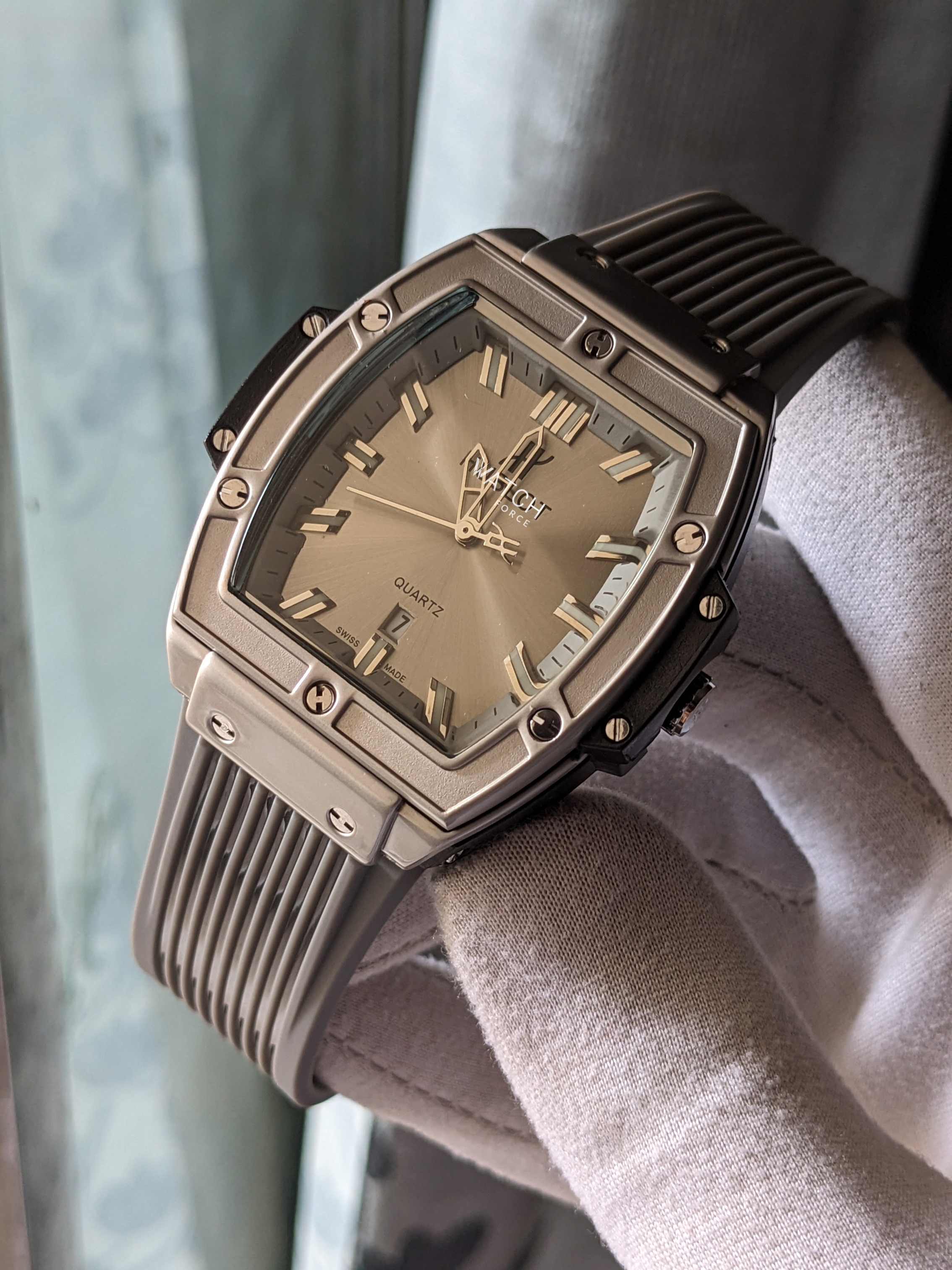 Hublot Grey Square Quartz Watch_img_1