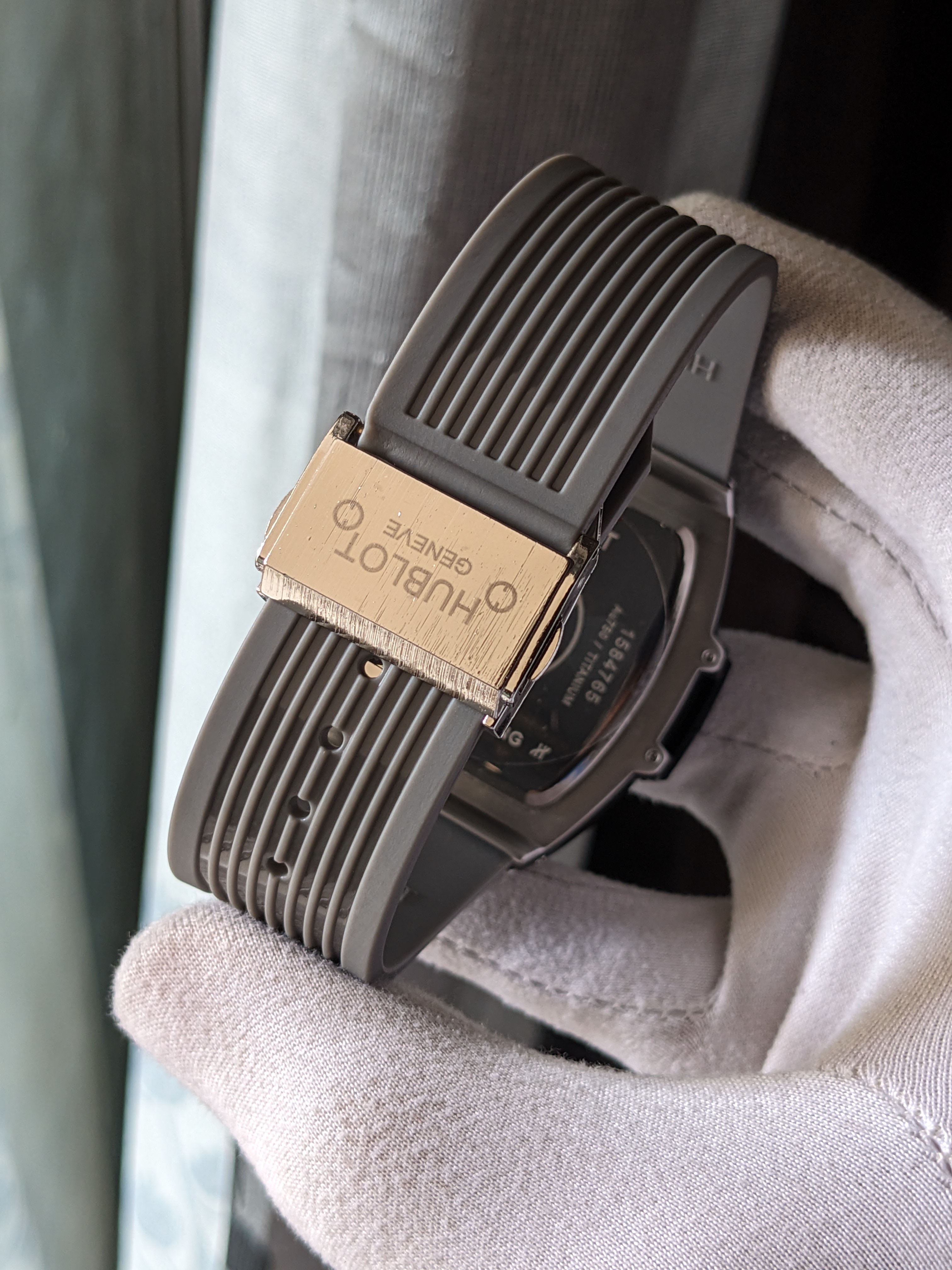 Hublot Grey Square Quartz Watch_img_4