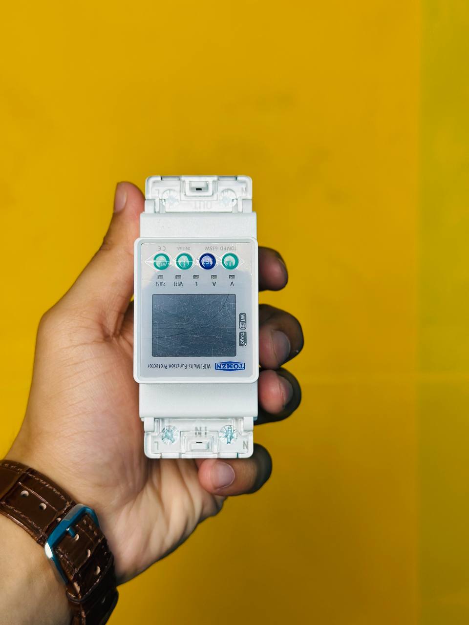 TOMZN TOMPD-63SW WiFi Smart Circuit Breaker with Real-Time Energy Monitoring and App Control_img_1