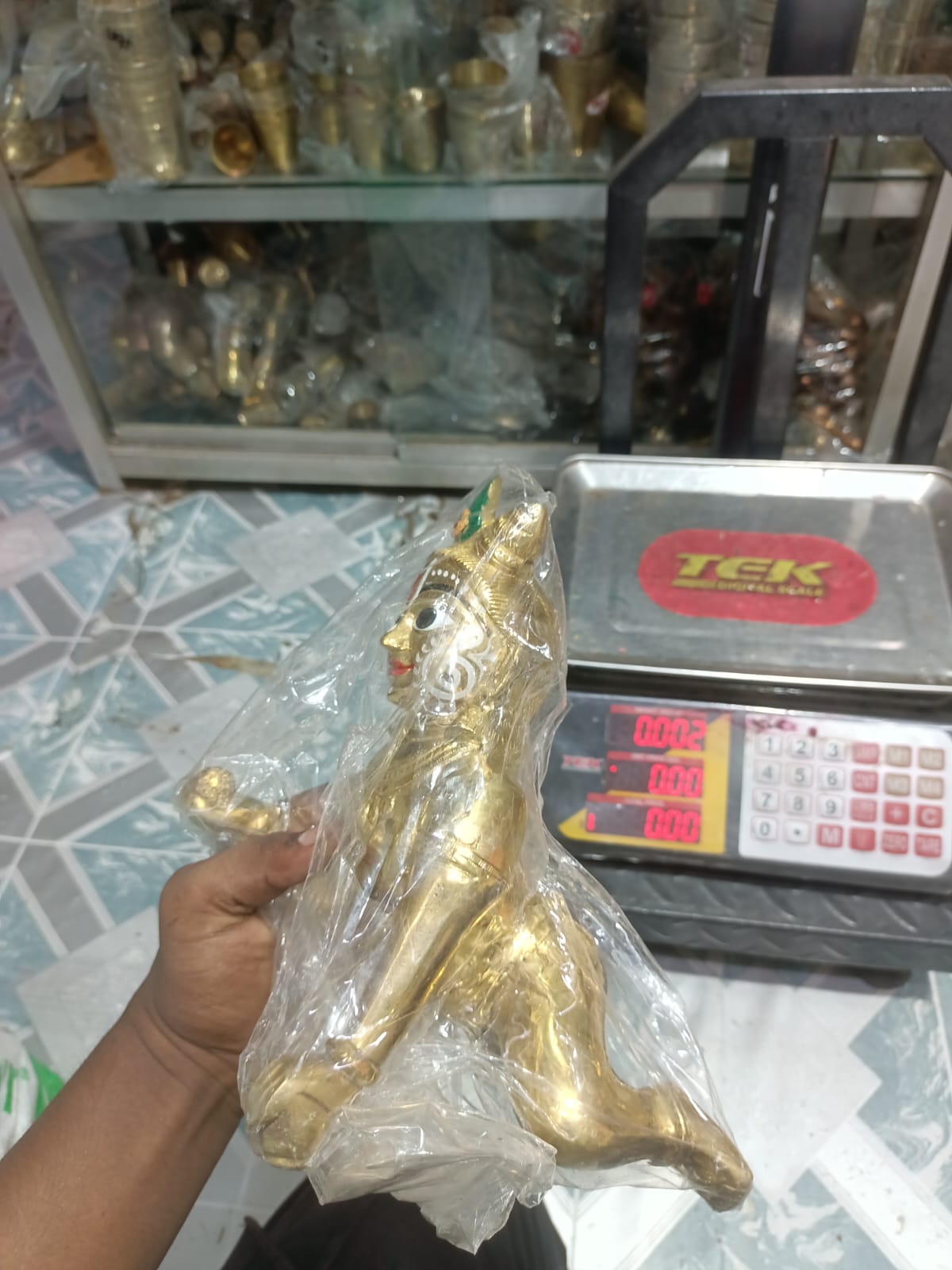 ময়ূরচূড়া লাড্ডু গোপাল ১০ ইঞ্চি - Image 3