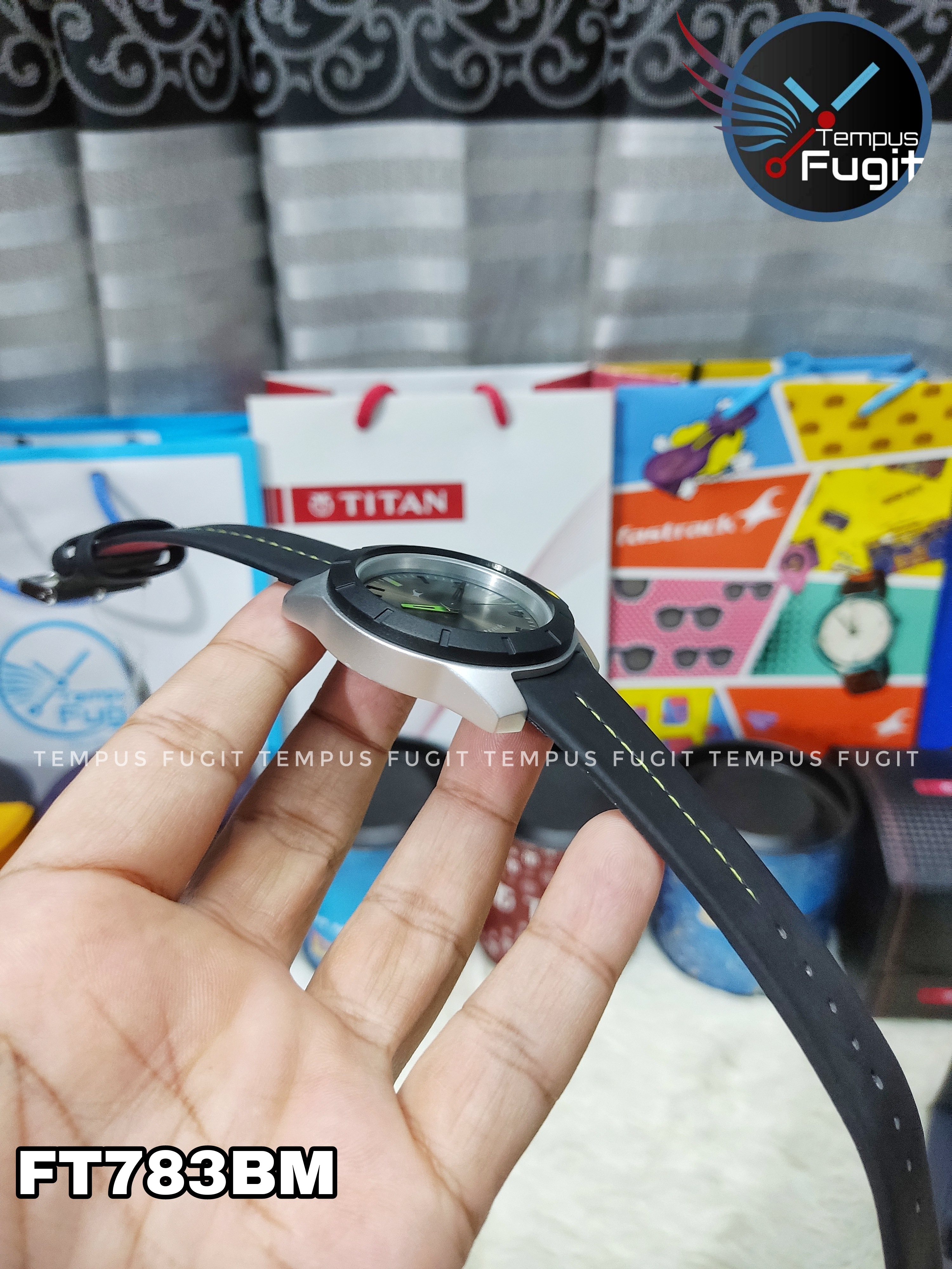 Fastrack 3015AL02 Gents Belt Watch- Grey Dial- Black+Silver Bezel- Black Belt- TF Code FT783BM_img_8