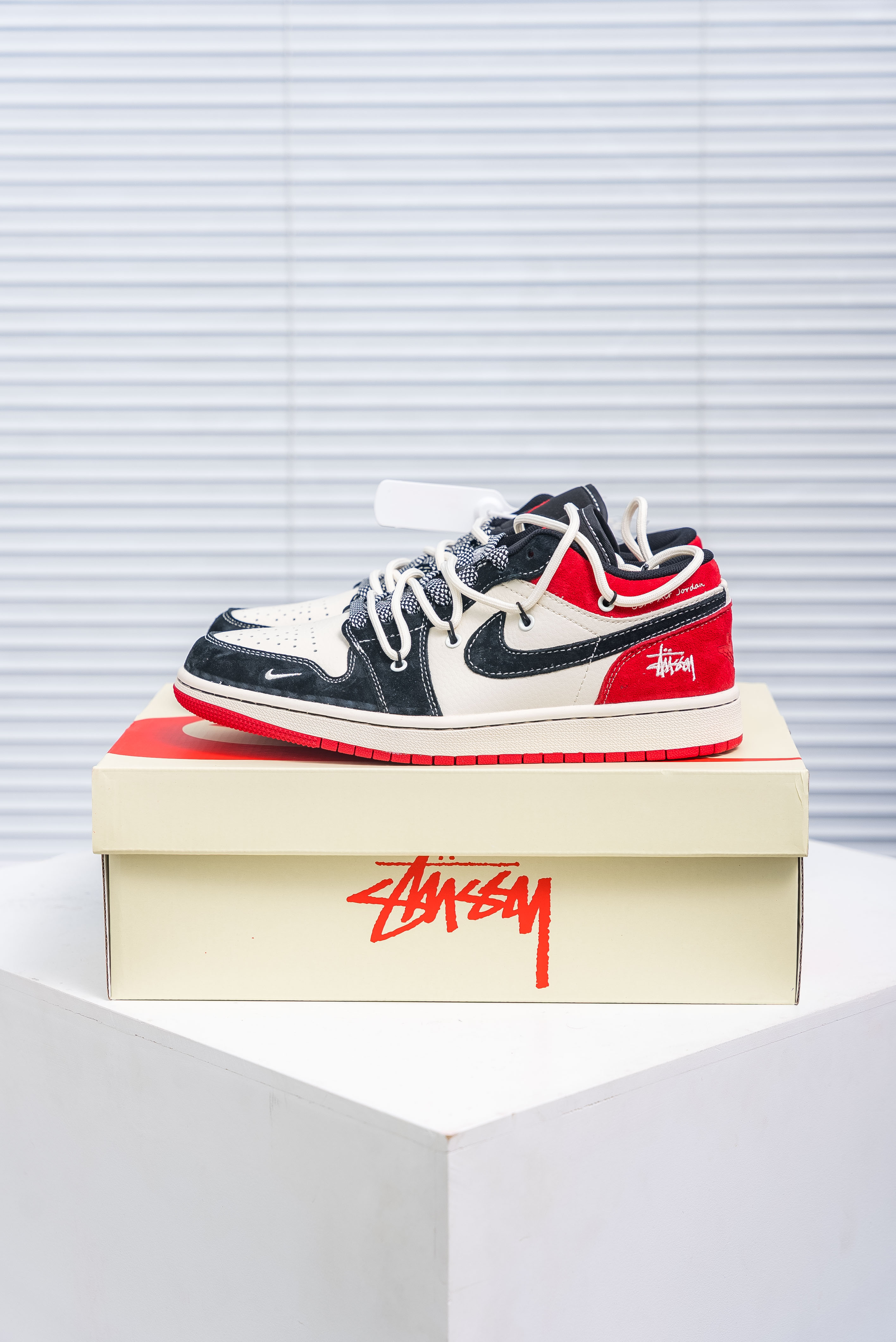 Nike Air Jordan 1 Retro Low (1:1)_img_3
