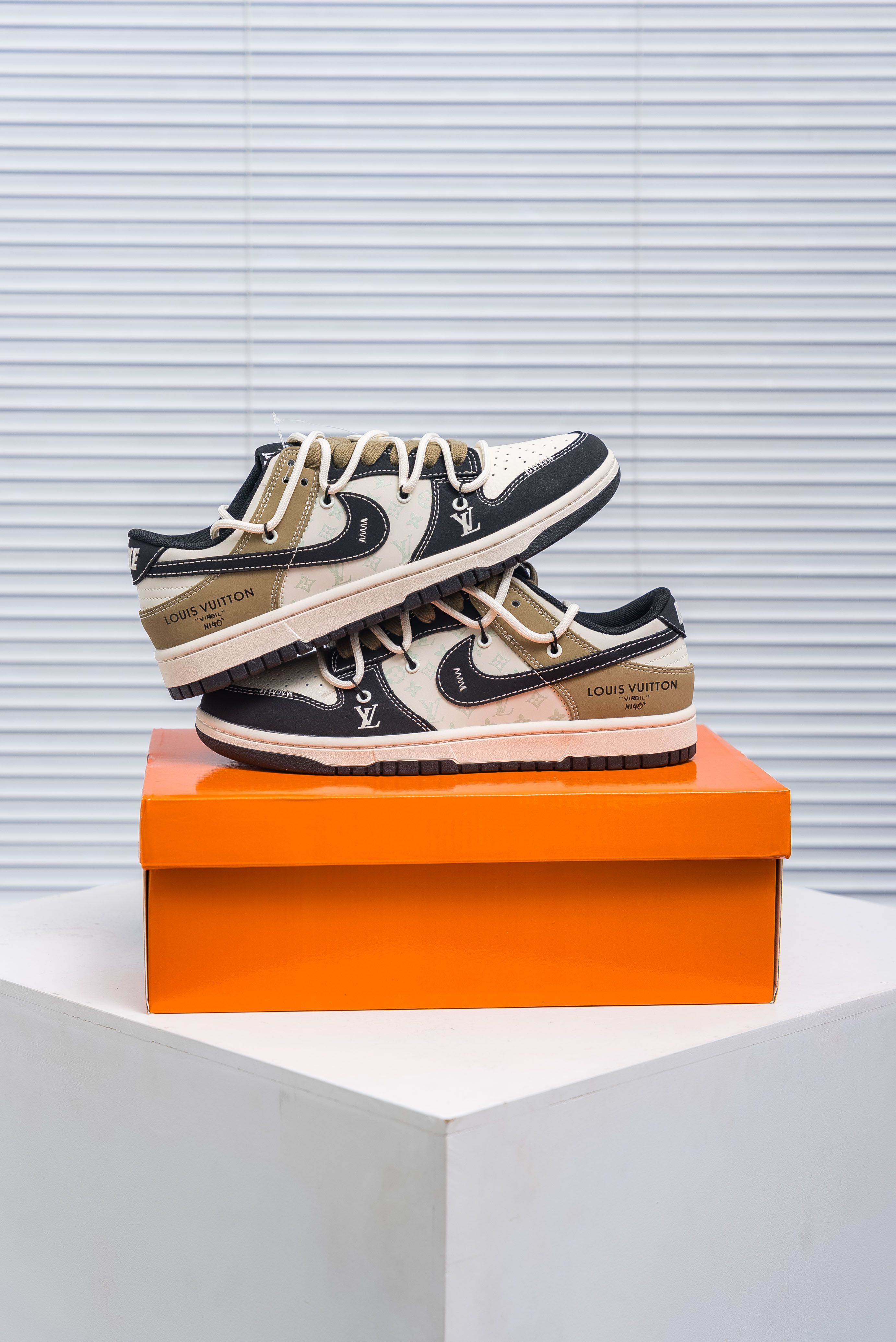 Louis Vuitton x Nike Dunk Low (1:1)_img_0