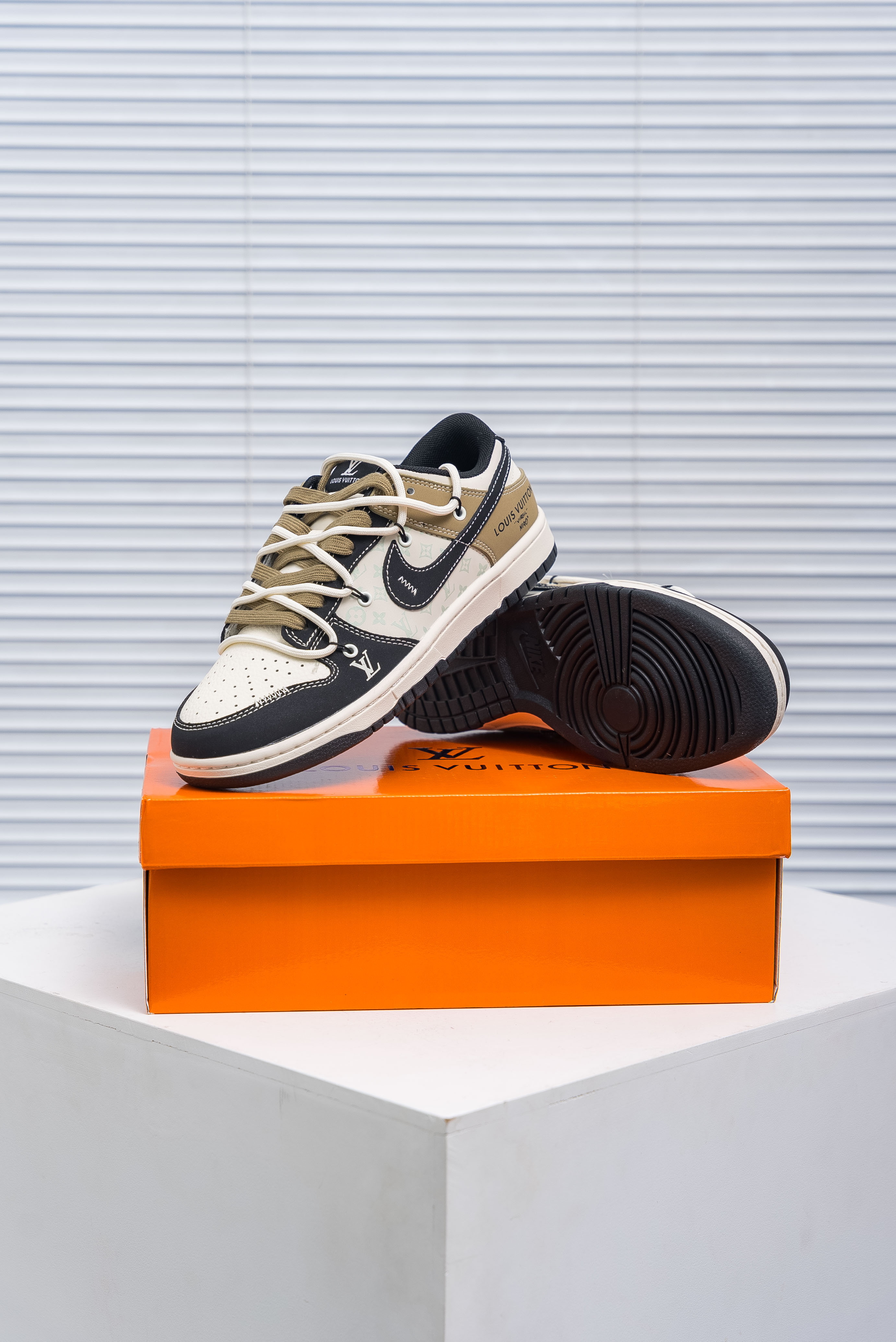 Louis Vuitton x Nike Dunk Low (1:1)_img_1