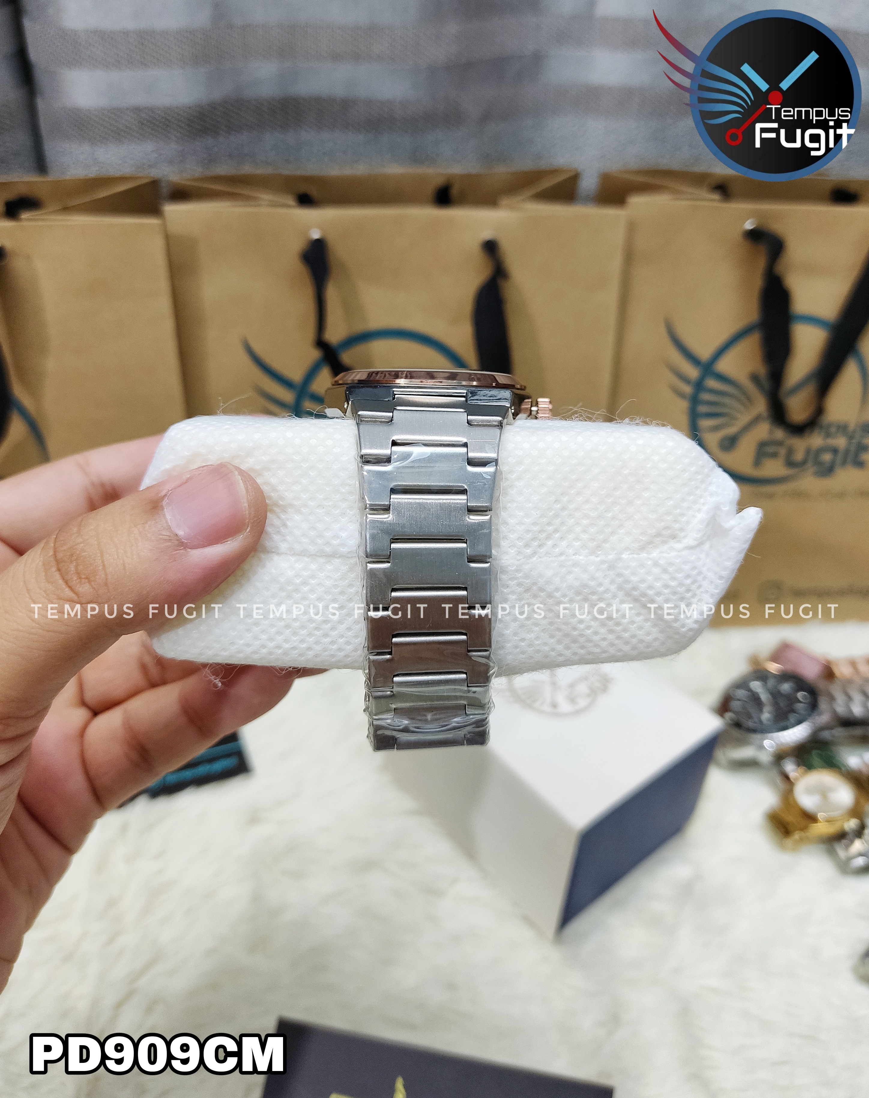 Poedagar 930 Copy Gents Chain Watch- Blue Dial- Rose Golden+Silver Bezel- Silver Chain- TF Code PD909CM_img_5