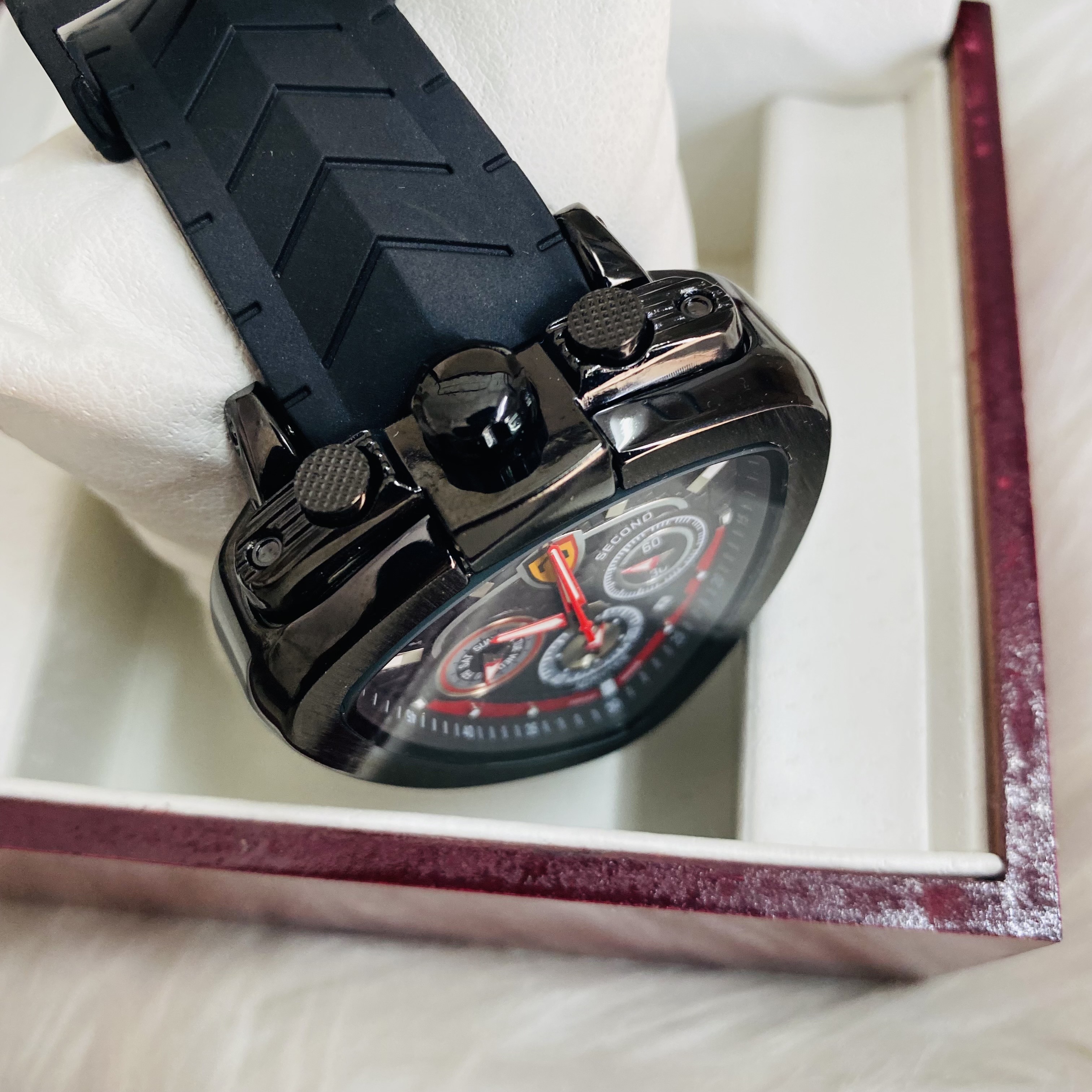 Time key Chronograph watch_img_1