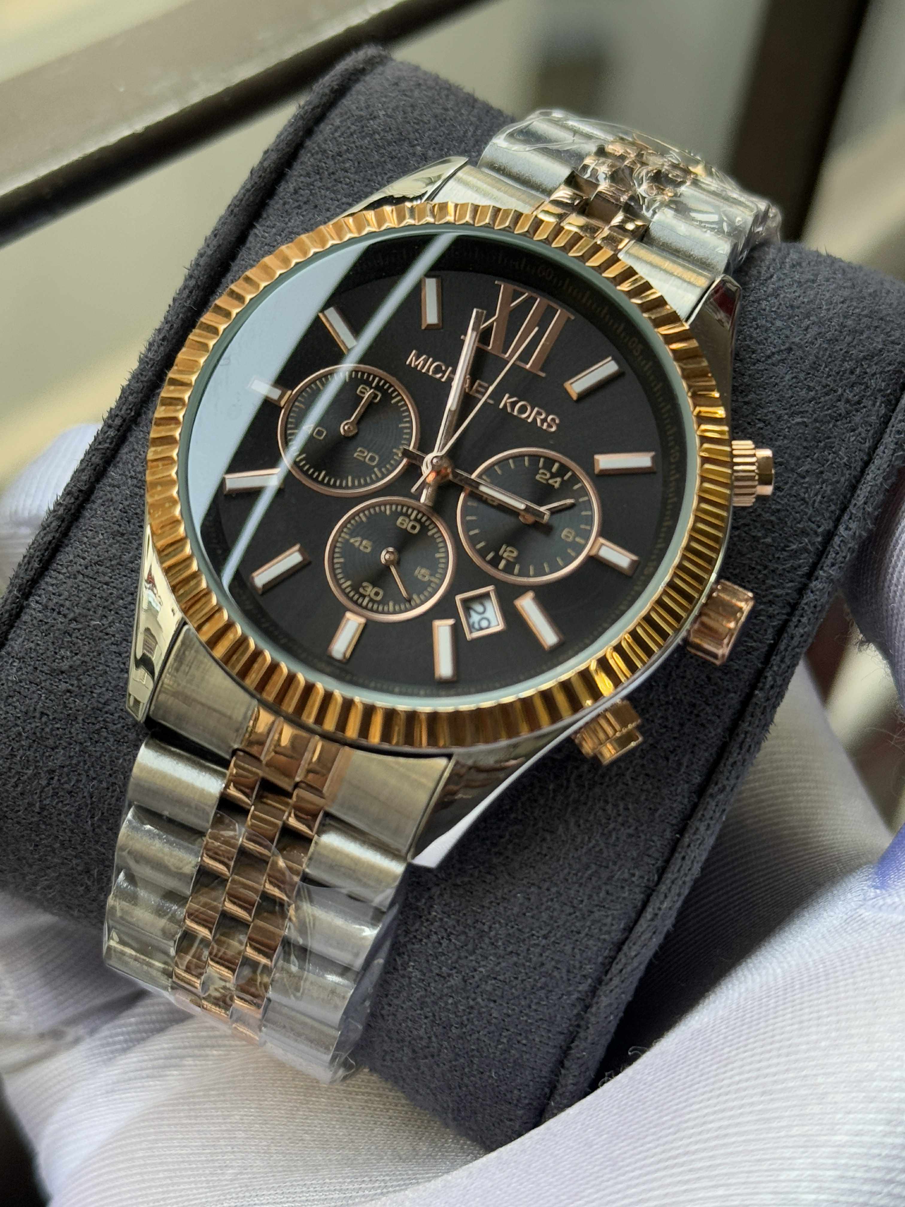 MK TWO TONE BLACK DIAL