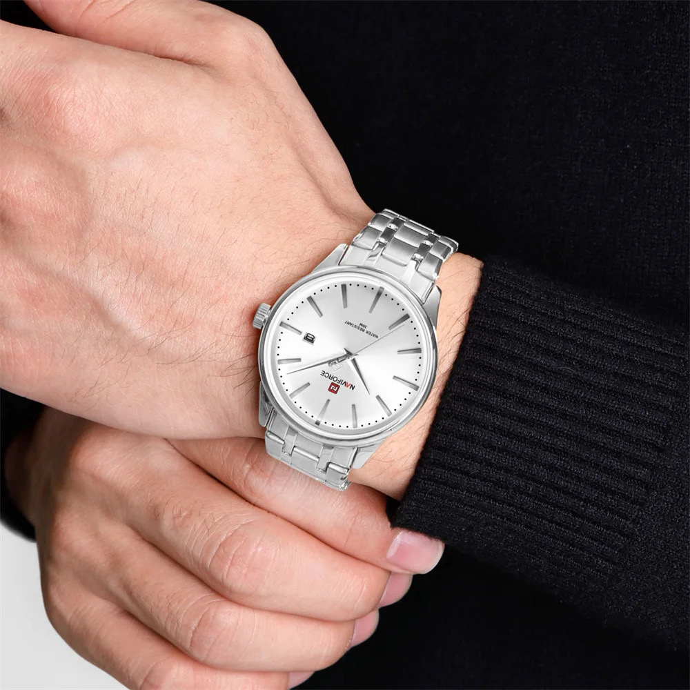 Naviforce 9230 Gents Chain Watch- Silver Dial- Silver Bezel- Silver Chain- TF Code NF978CM_img_3