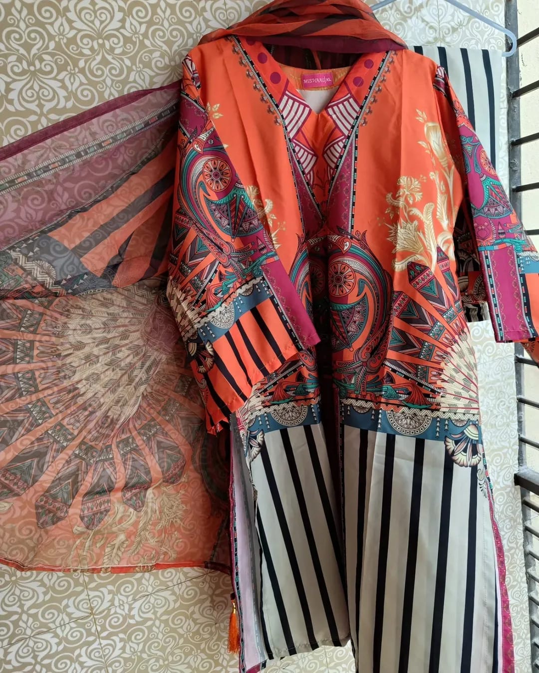 Orenge Pakistani inspaird 3 piece - Image 2