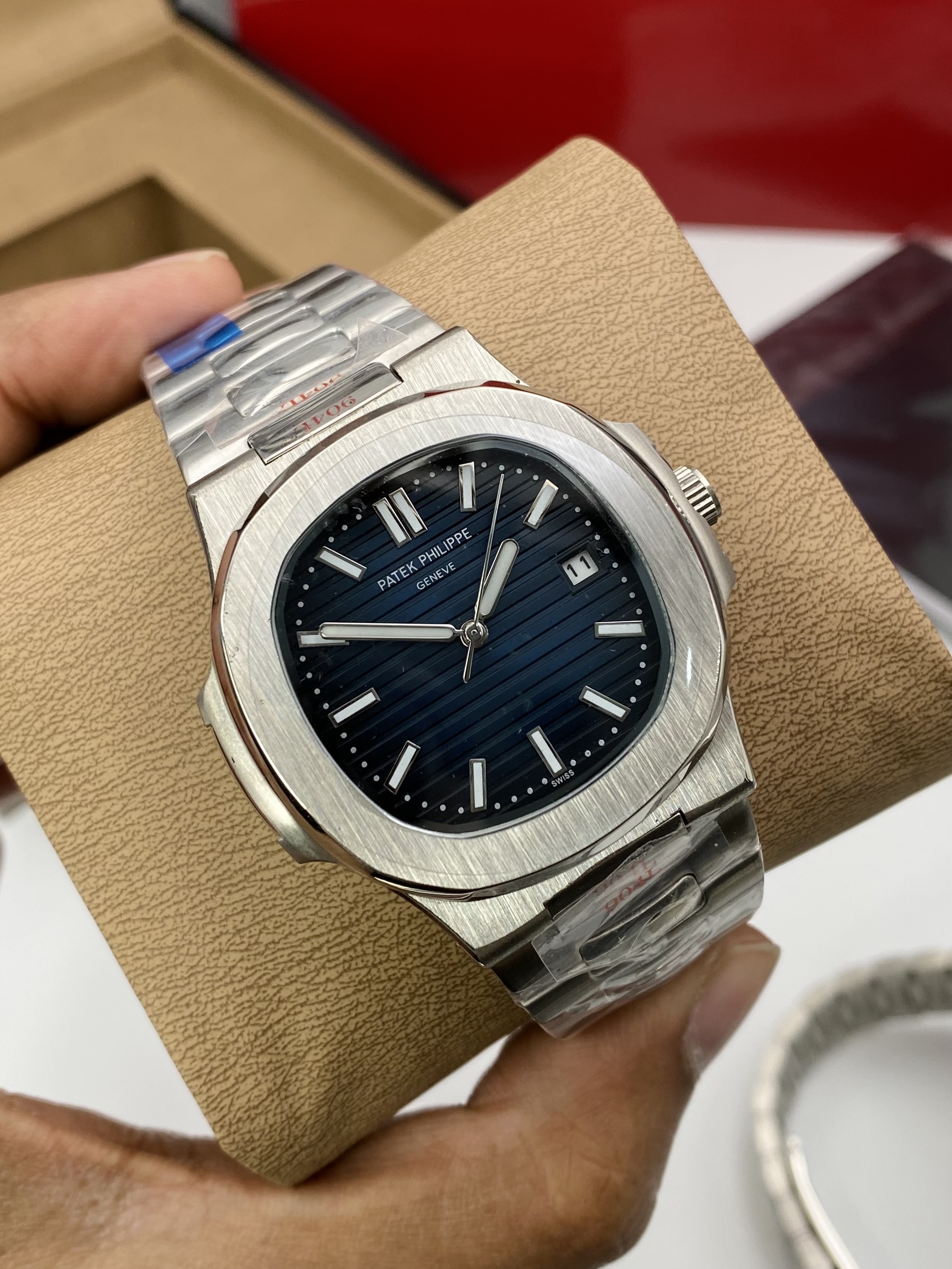 Patek Philippe Nautilus Automatic (Blue) – AAA Grade_img_0