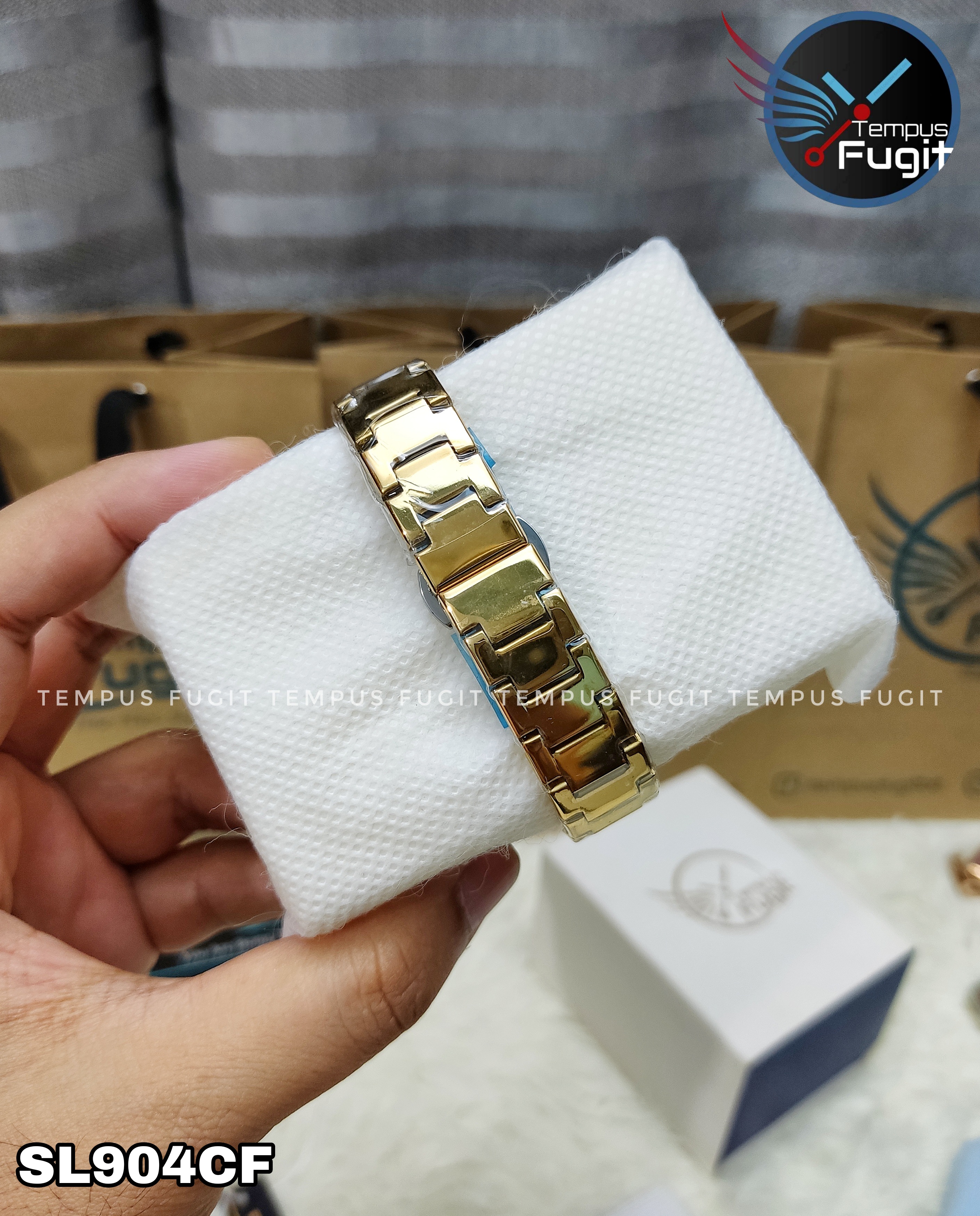 SNILLE 3019L Ladies Chain Watch- Silver Dial- Golden Bezel- Golden Chain- TF Code SL904CF_img_4