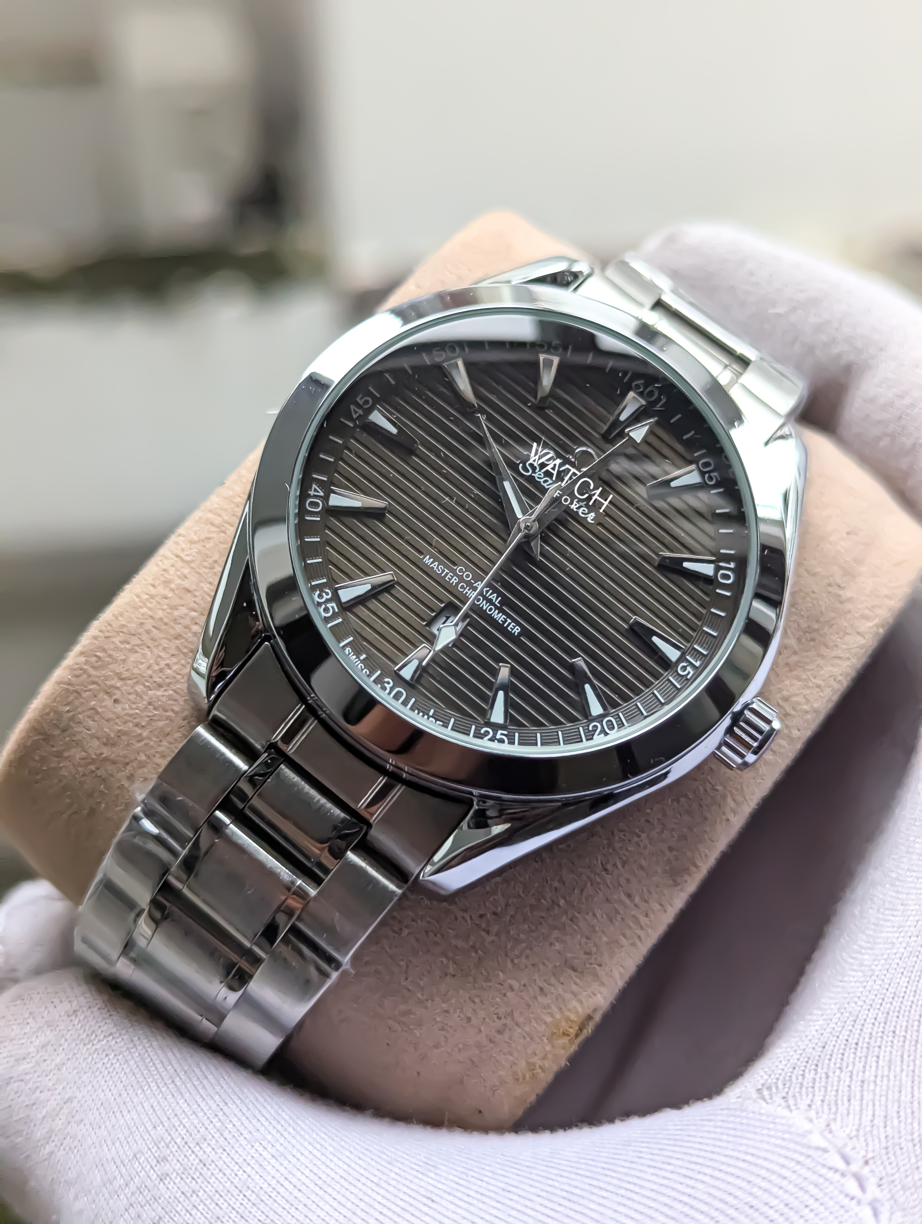 Omega Quartz Watch Olive_img_1